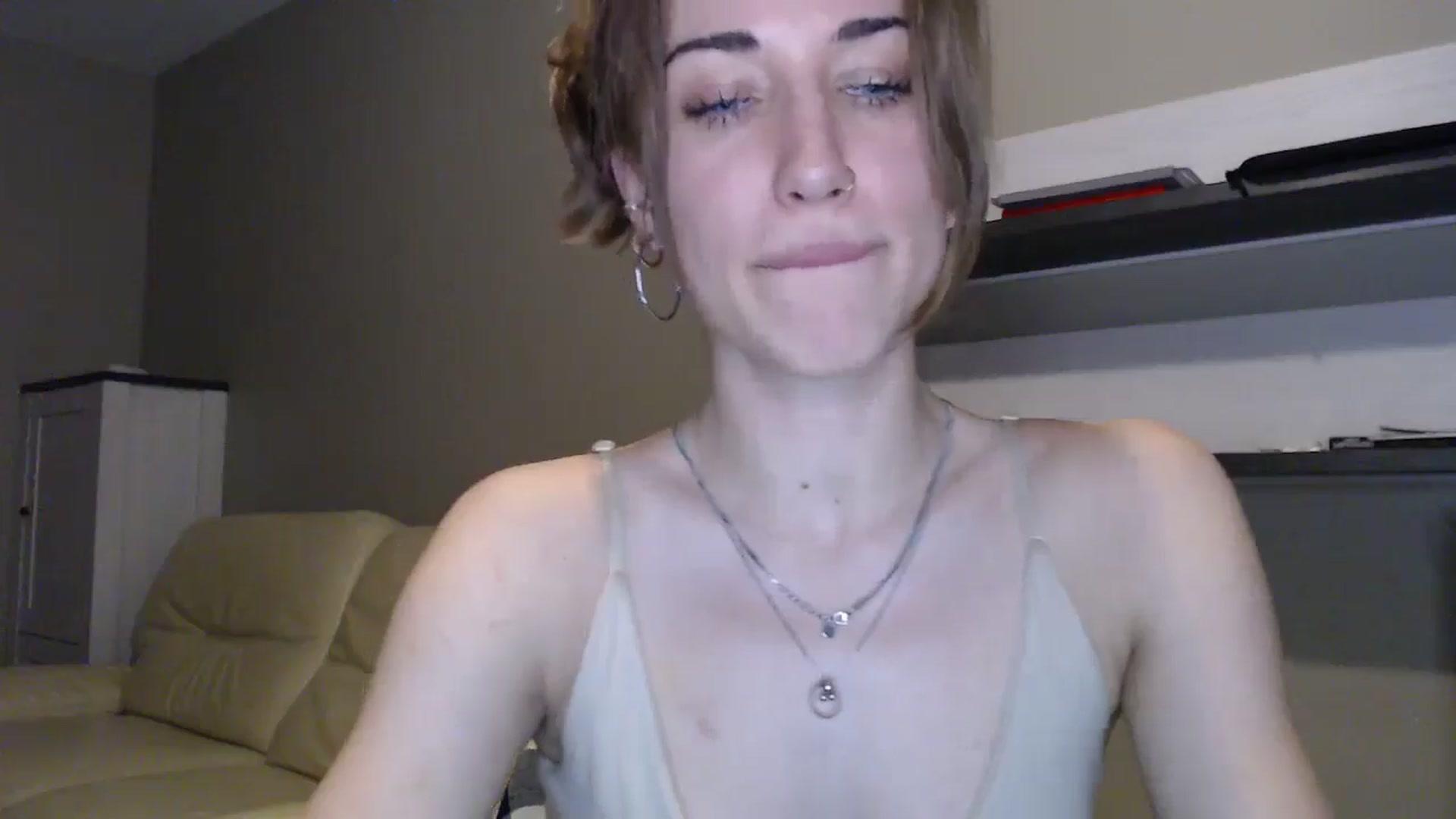 Gallery image thumbnail from GalaxyAnisia's myfreecams stream on, 08/29/2024, 19:18 image 14 of 20