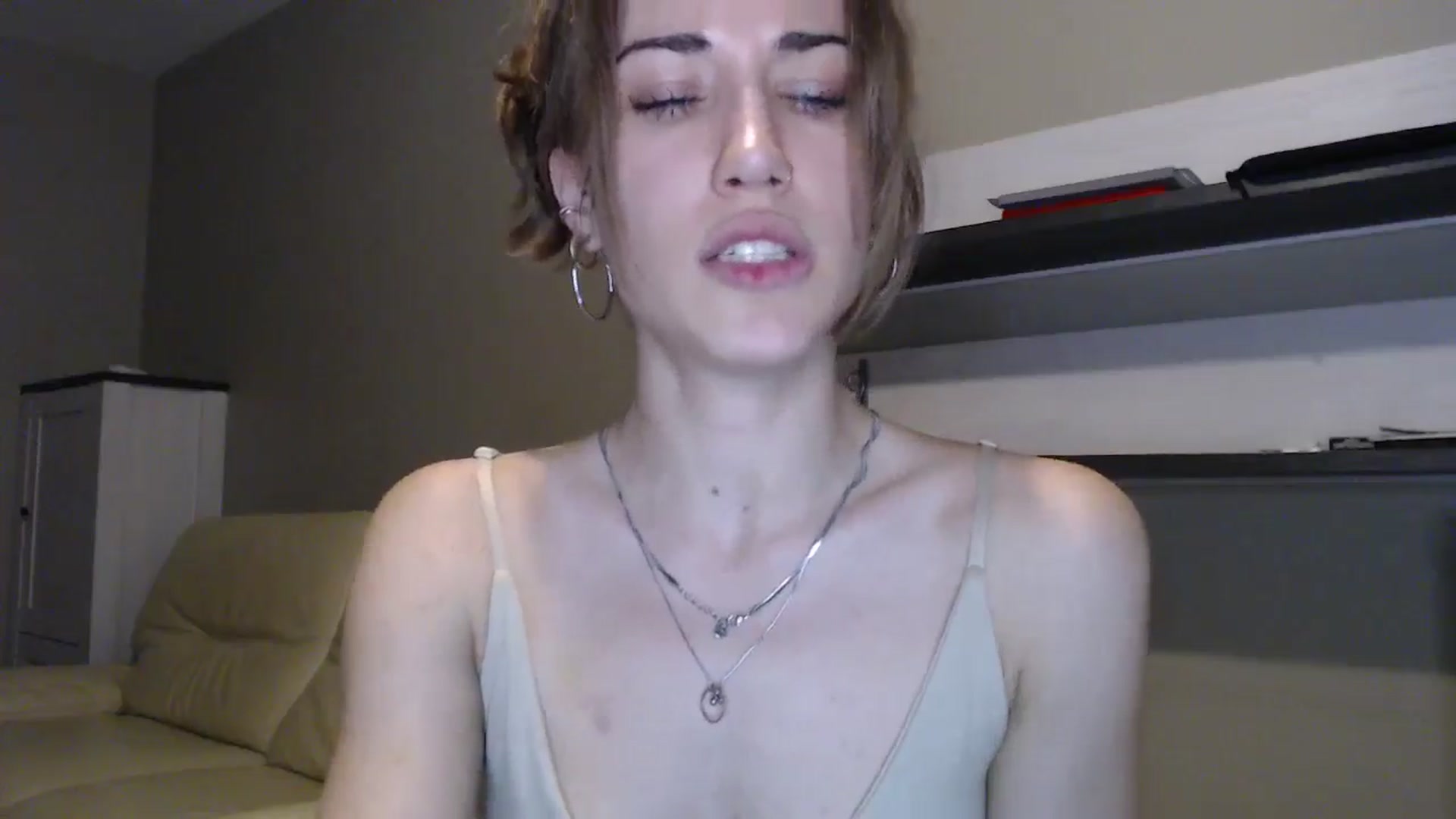 Gallery image thumbnail from GalaxyAnisia's myfreecams stream on, 08/29/2024, 19:18 image 15 of 20