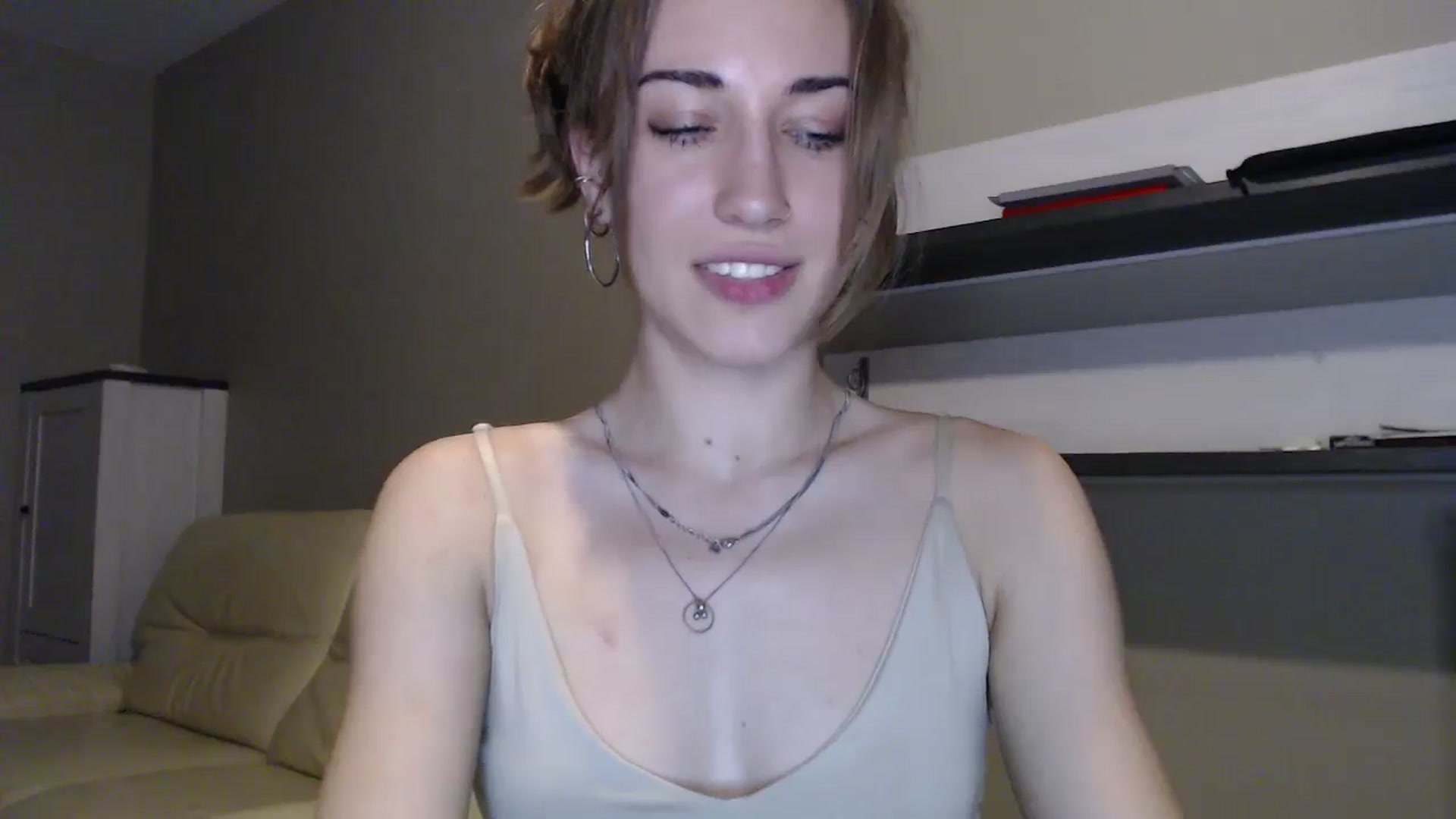 Gallery image thumbnail from GalaxyAnisia's myfreecams stream on, 08/29/2024, 19:18 image 16 of 20