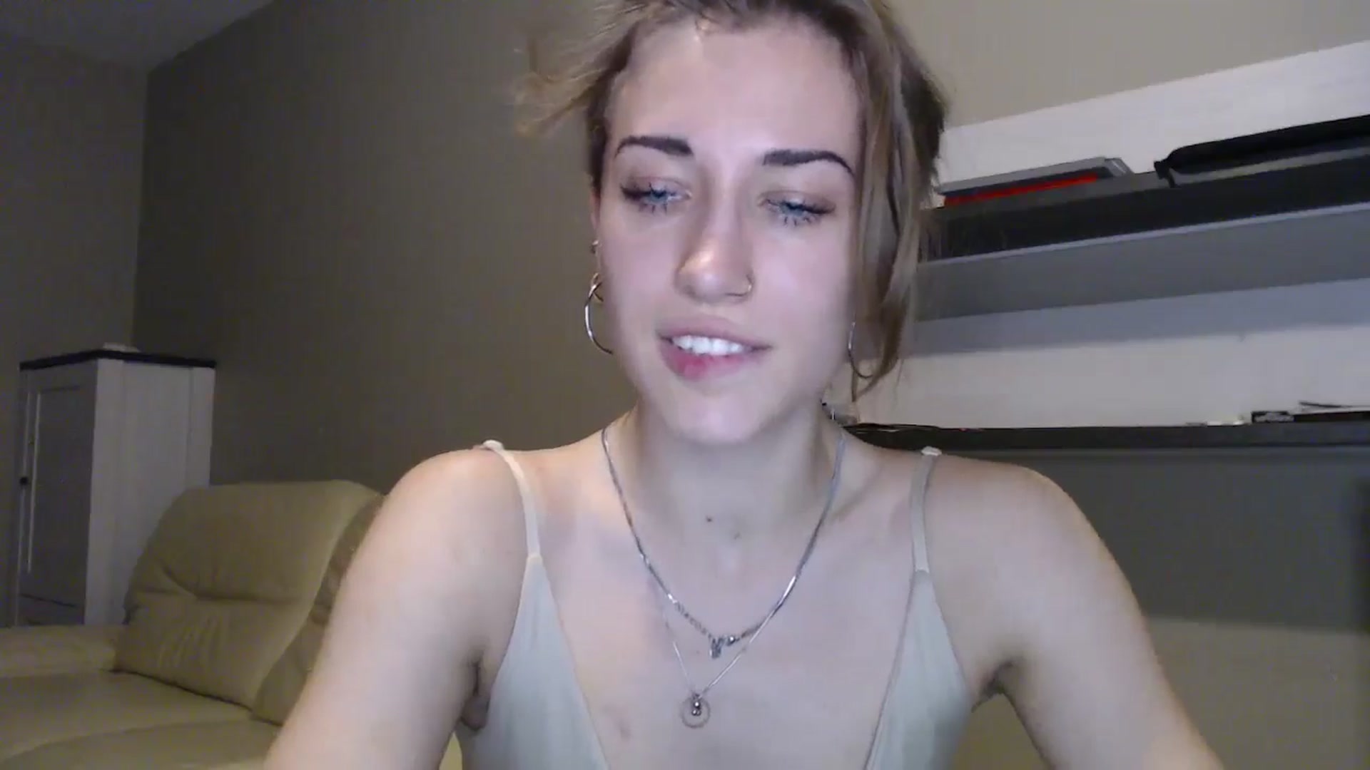 Gallery image thumbnail from GalaxyAnisia's myfreecams stream on, 08/29/2024, 19:18 image 7 of 20