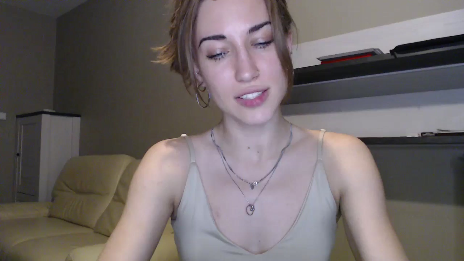 Gallery image thumbnail from GalaxyAnisia's myfreecams stream on, 08/29/2024, 19:36 image 19 of 20