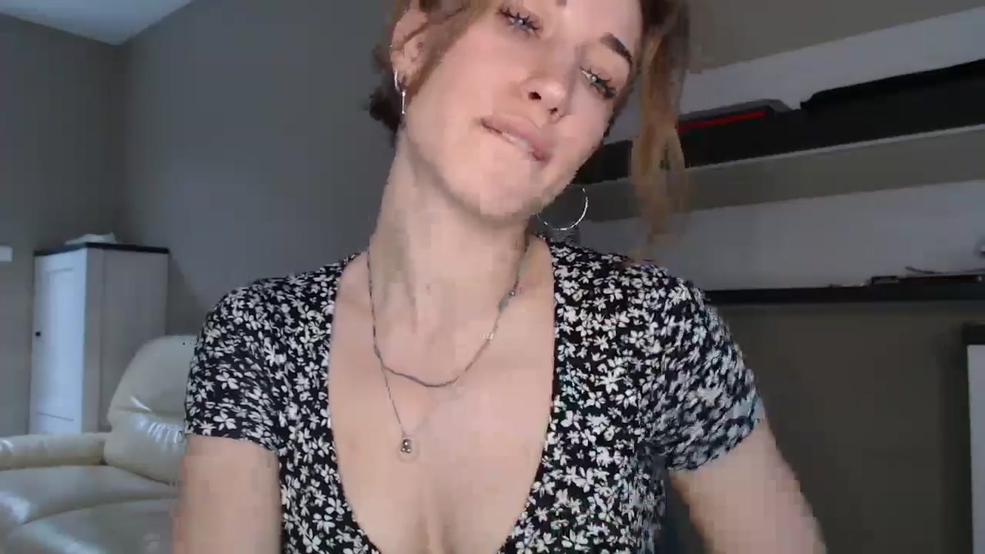 Gallery image thumbnail from GalaxyAnisia's myfreecams stream on, 08/30/2024, 15:30 image 15 of 20