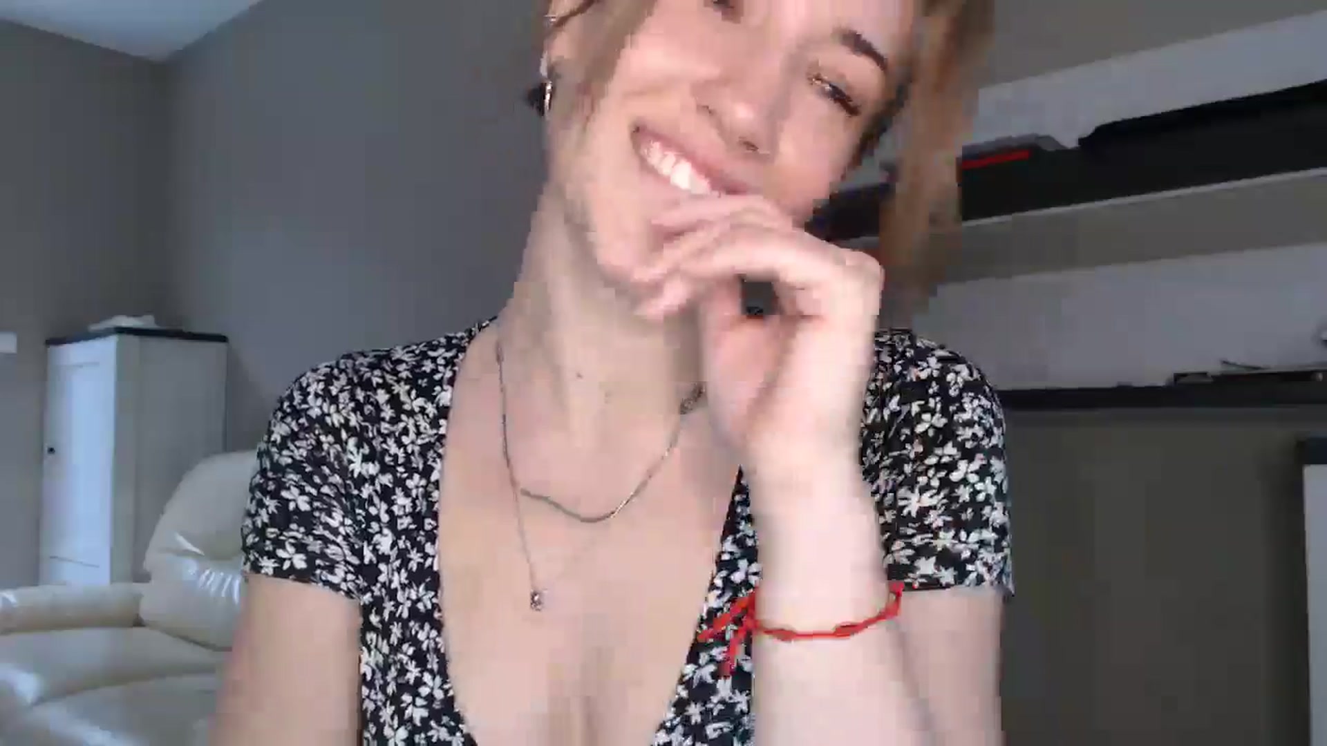 Gallery image thumbnail from GalaxyAnisia's myfreecams stream on, 08/30/2024, 15:30 image 16 of 20