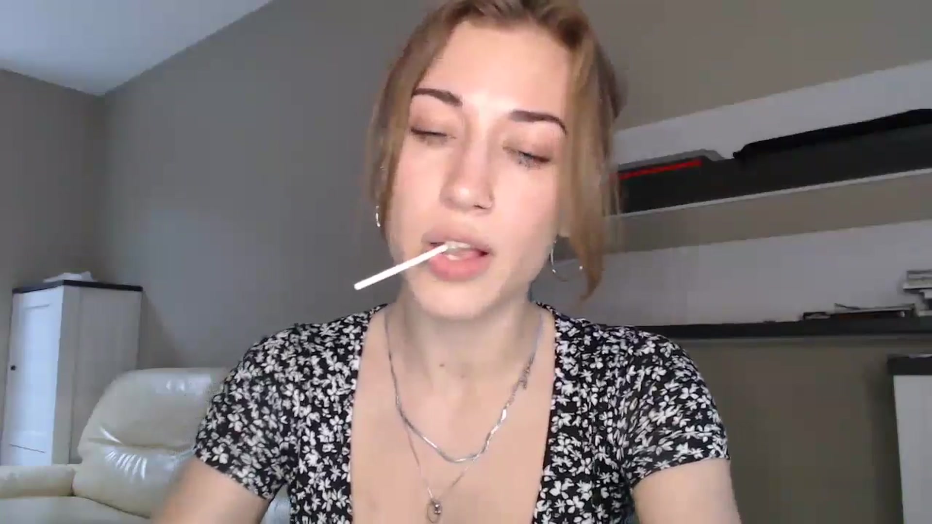 Gallery image thumbnail from GalaxyAnisia's myfreecams stream on, 08/30/2024, 15:30 image 7 of 20
