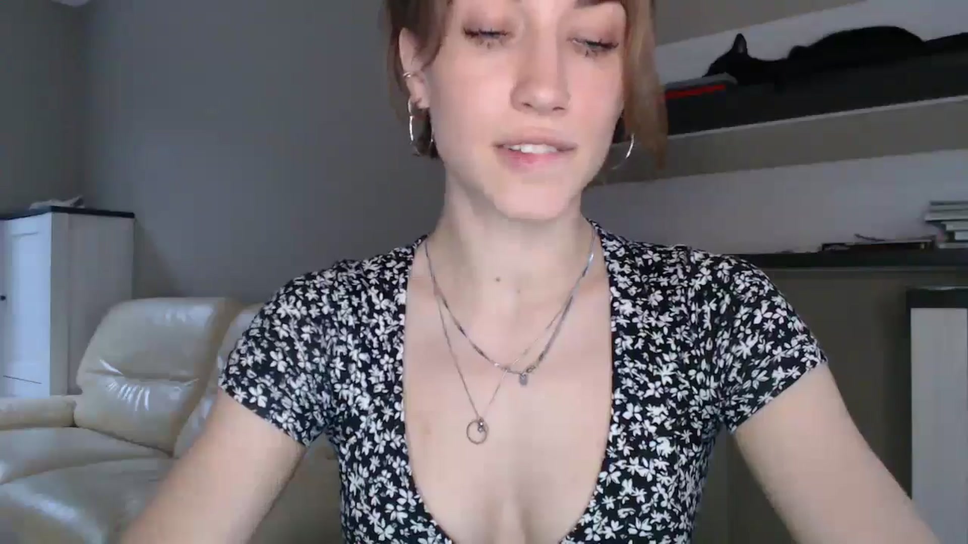 Gallery image thumbnail from GalaxyAnisia's myfreecams stream on, 08/30/2024, 16:29 image 16 of 20