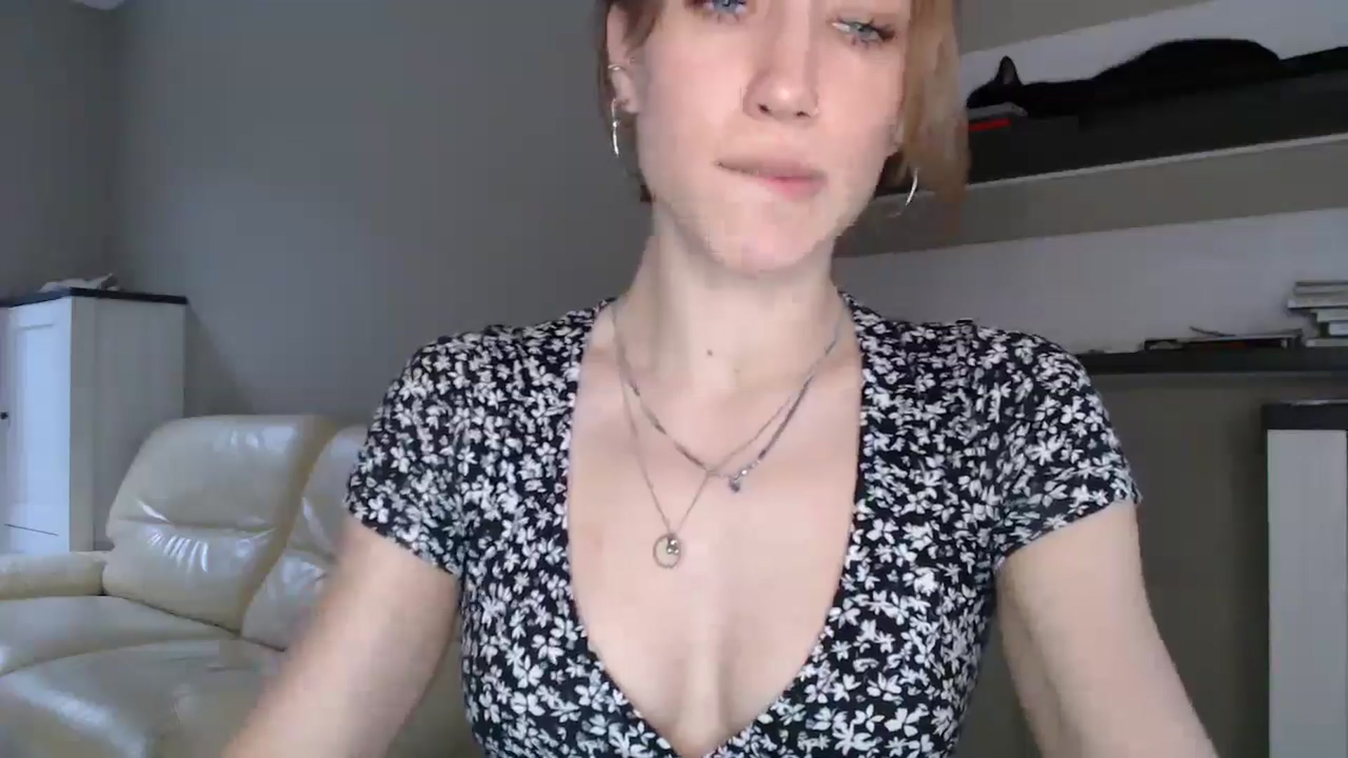 Gallery image thumbnail from GalaxyAnisia's myfreecams stream on, 08/30/2024, 16:29 image 17 of 20