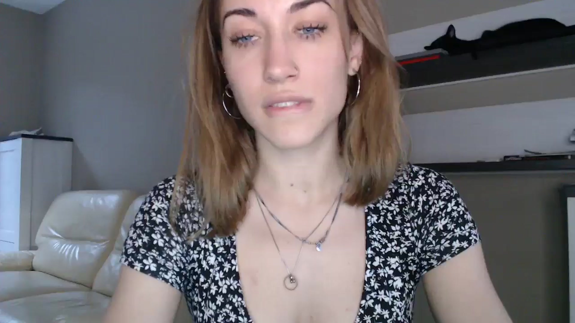Gallery image thumbnail from GalaxyAnisia's myfreecams stream on, 08/30/2024, 16:29 image 8 of 20