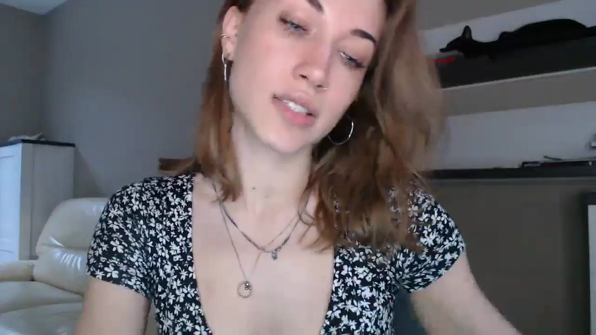 Gallery image thumbnail from GalaxyAnisia's myfreecams stream on, 08/30/2024, 16:29 image 9 of 20