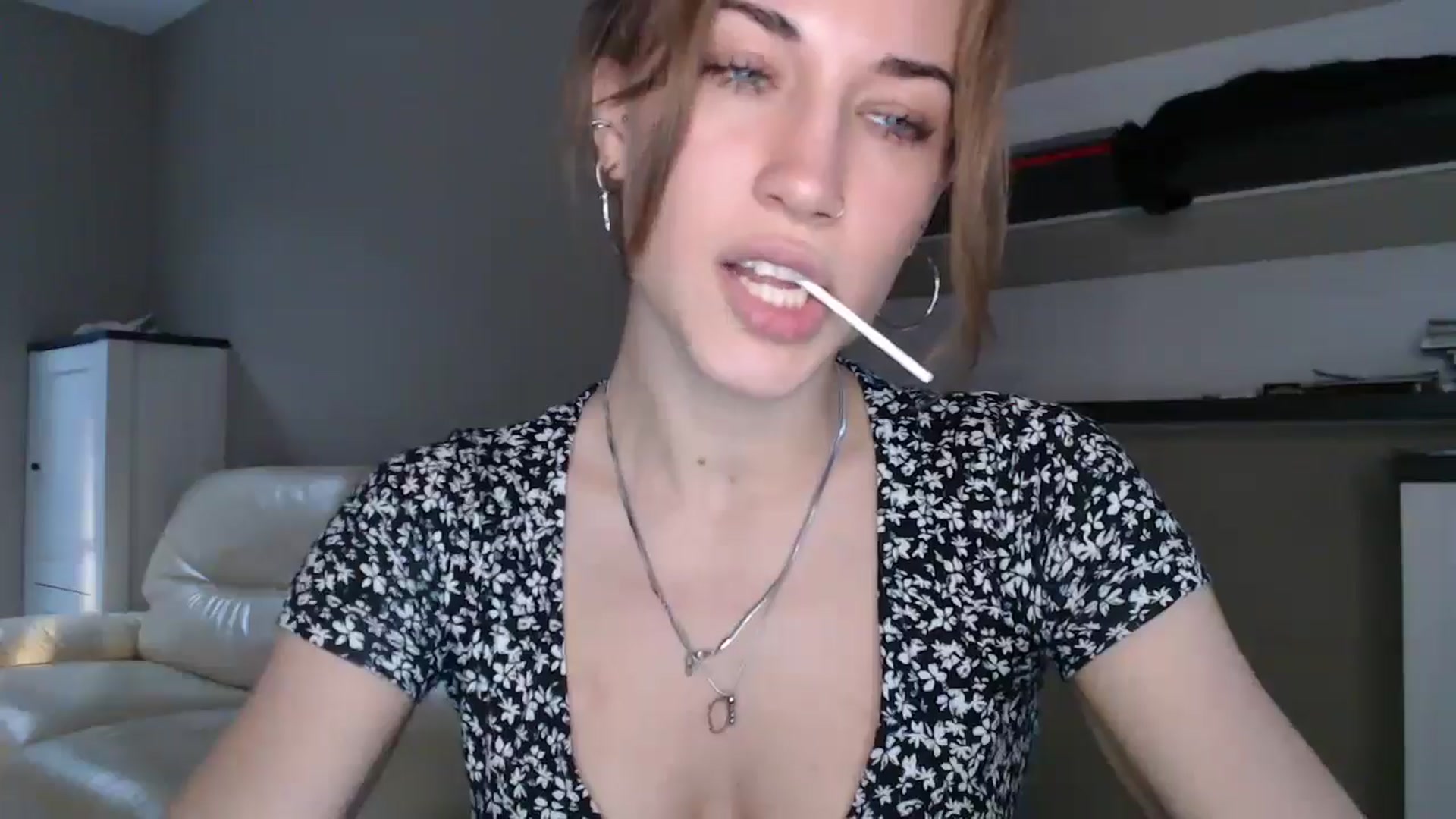 Gallery image thumbnail from GalaxyAnisia's myfreecams stream on, 08/30/2024, 17:02 image 17 of 20