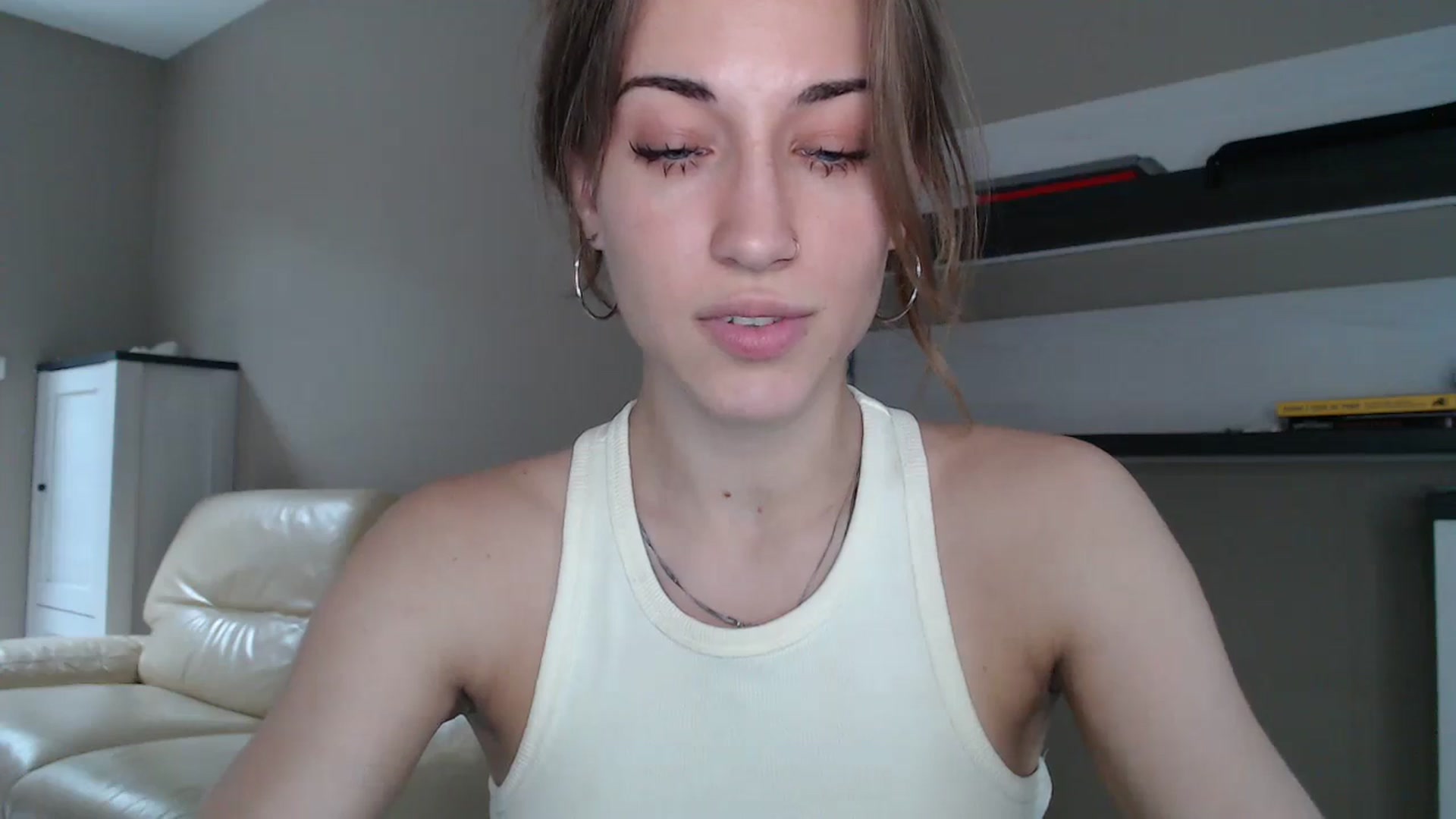 Gallery image thumbnail from GalaxyAnisia's myfreecams stream on, 08/31/2024, 14:18 image 11 of 20