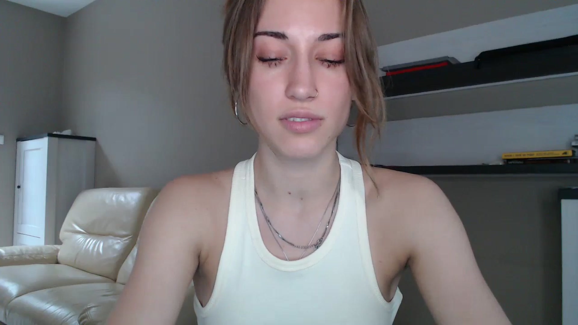 Gallery image thumbnail from GalaxyAnisia's myfreecams stream on, 08/31/2024, 14:18 image 18 of 20