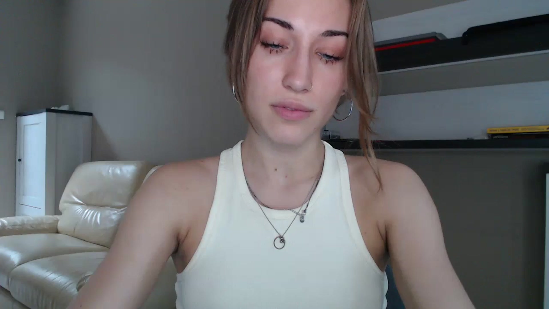 Gallery image thumbnail from GalaxyAnisia's myfreecams stream on, 08/31/2024, 14:18 image 4 of 20