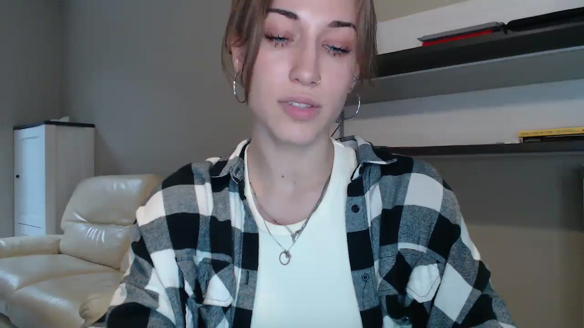 Gallery image thumbnail from GalaxyAnisia's myfreecams stream on, 08/31/2024, 16:19 image 8 of 20
