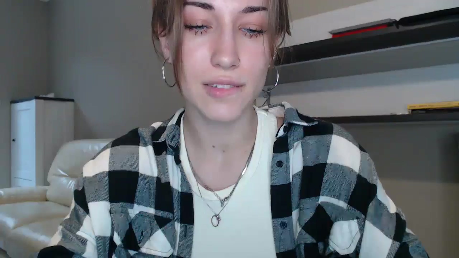 Gallery image thumbnail from GalaxyAnisia's myfreecams stream on, 08/31/2024, 16:19 image 5 of 20