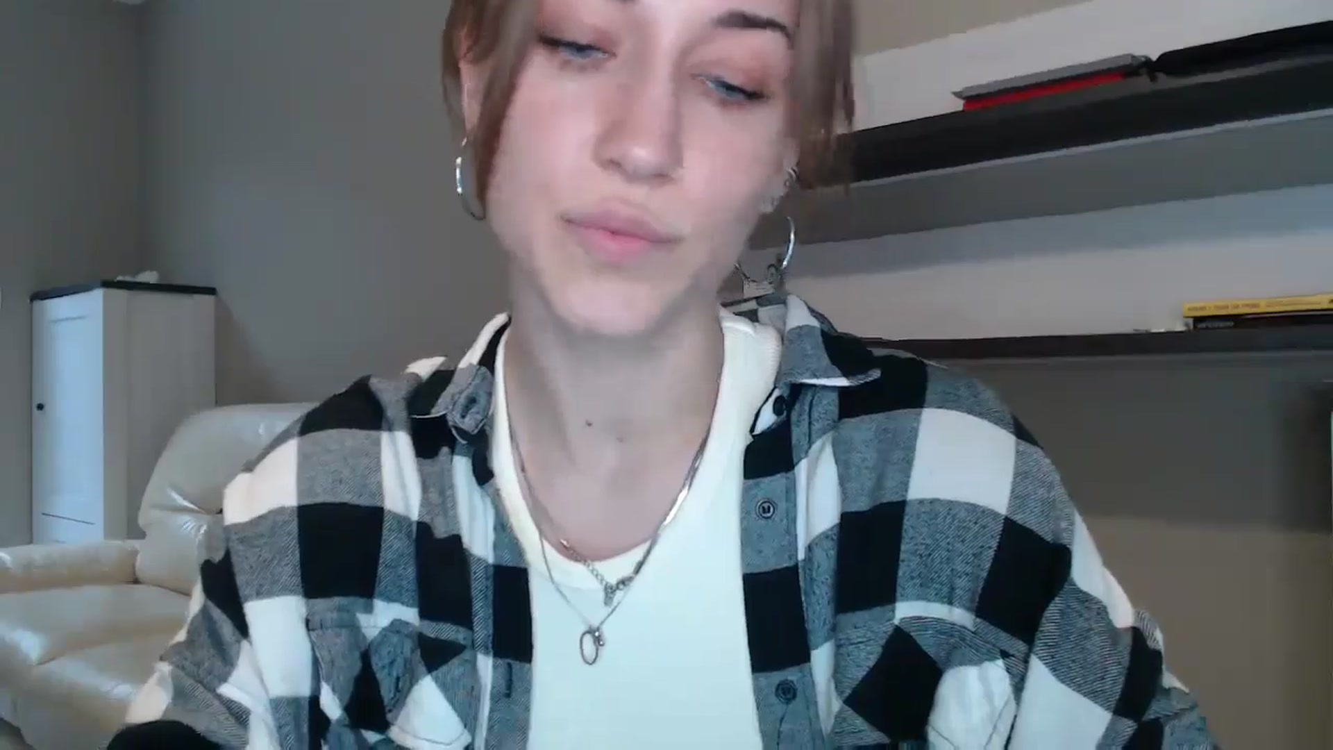 Gallery image thumbnail from GalaxyAnisia's myfreecams stream on, 08/31/2024, 16:19 image 6 of 20