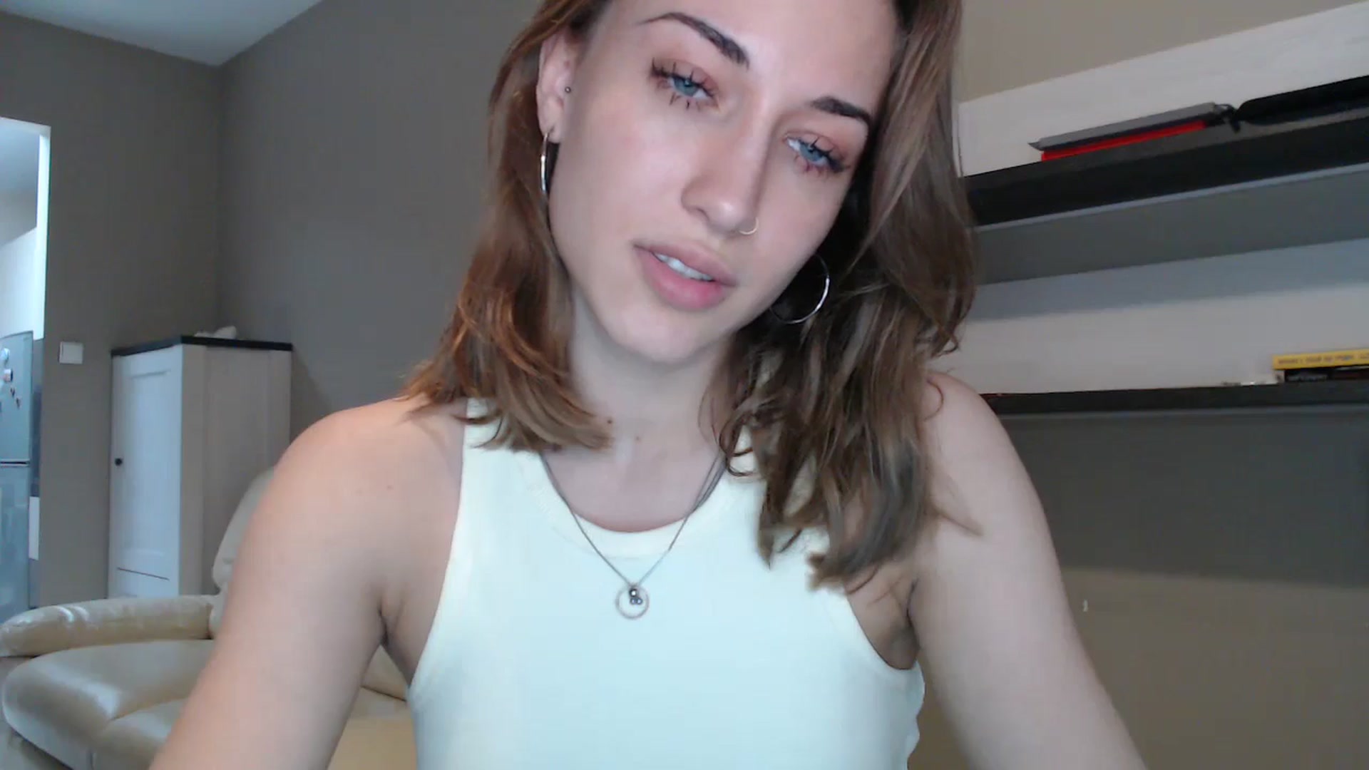 Gallery image thumbnail from GalaxyAnisia's myfreecams stream on, 08/31/2024, 17:01 image 2 of 20