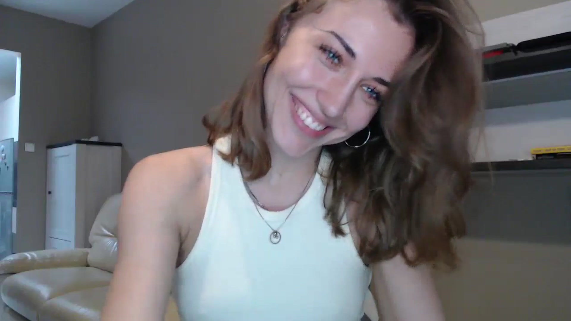 Gallery image thumbnail from GalaxyAnisia's myfreecams stream on, 08/31/2024, 17:01 image 3 of 20
