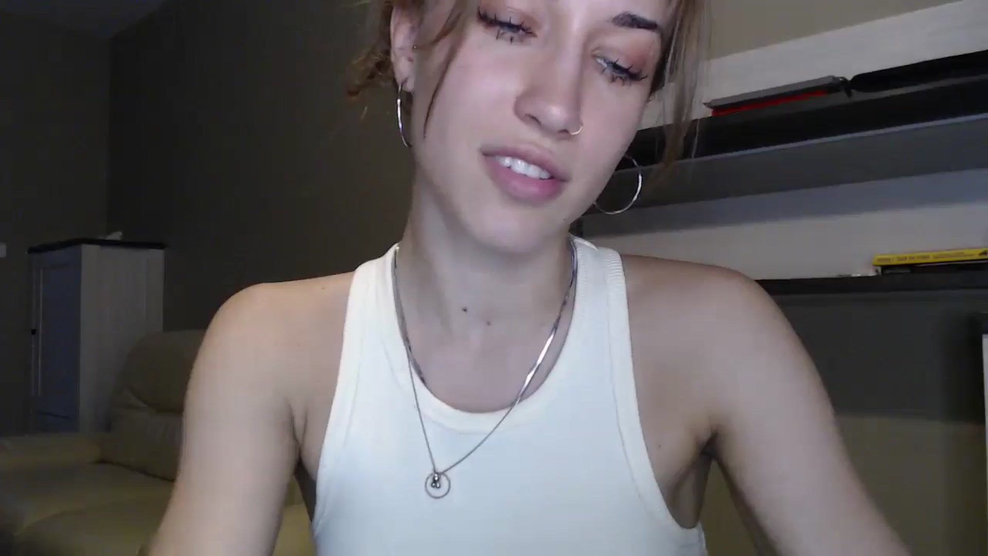 Gallery image thumbnail from GalaxyAnisia's myfreecams stream on, 08/31/2024, 17:44 image 20 of 20