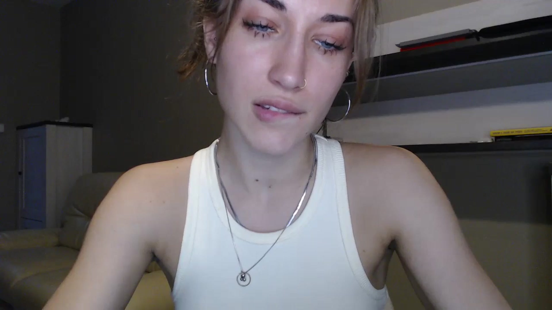 Gallery image thumbnail from GalaxyAnisia's myfreecams stream on, 08/31/2024, 17:44 image 10 of 20