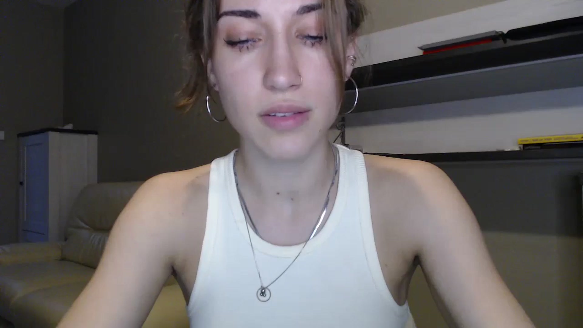 Gallery image thumbnail from GalaxyAnisia's myfreecams stream on, 08/31/2024, 17:44 image 5 of 20