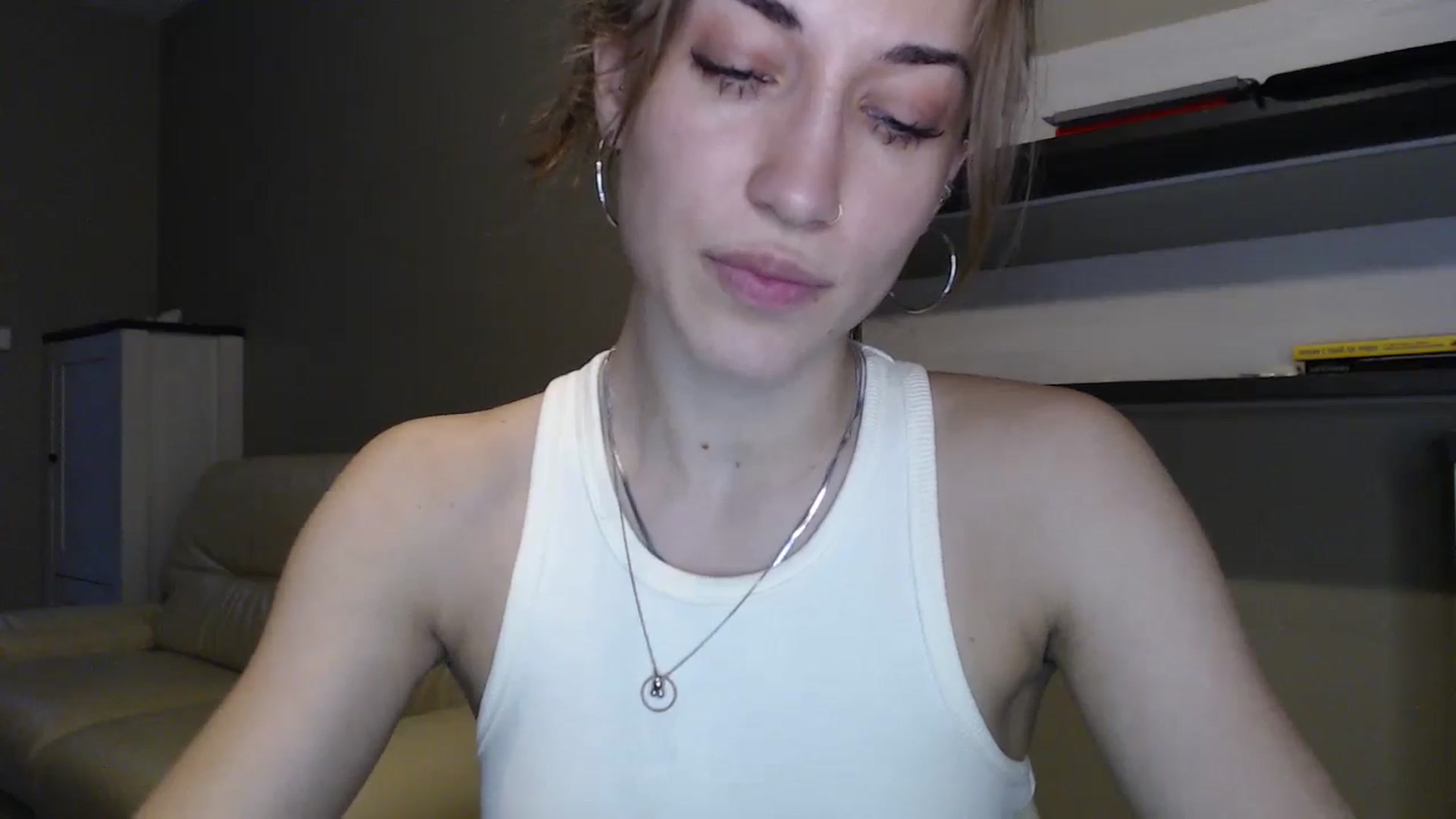 Gallery image thumbnail from GalaxyAnisia's myfreecams stream on, 08/31/2024, 17:44 image 12 of 20