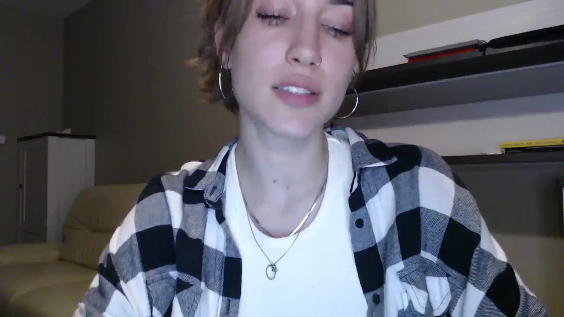 Gallery image thumbnail from GalaxyAnisia's myfreecams stream on, 08/31/2024, 19:02 image 11 of 20