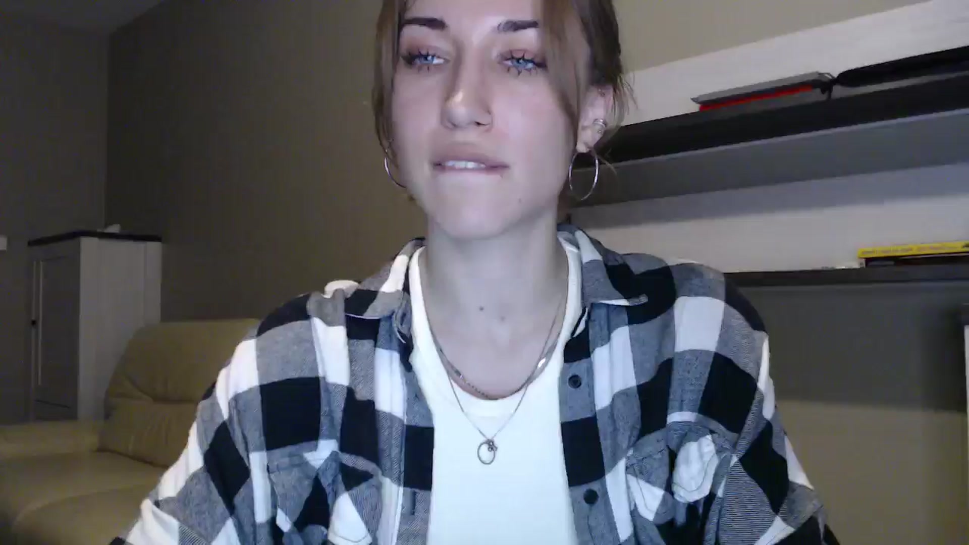 Gallery image thumbnail from GalaxyAnisia's myfreecams stream on, 08/31/2024, 19:02 image 15 of 20