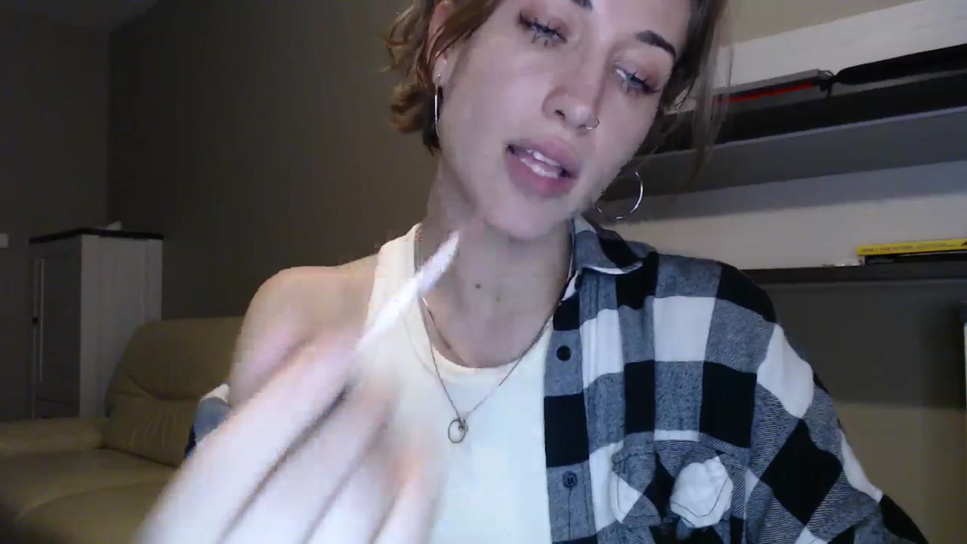 Gallery image thumbnail from GalaxyAnisia's myfreecams stream on, 08/31/2024, 19:02 image 7 of 20