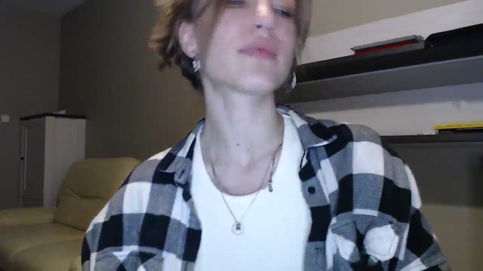 Gallery image thumbnail from GalaxyAnisia's myfreecams stream on, 08/31/2024, 20:13 image 17 of 20