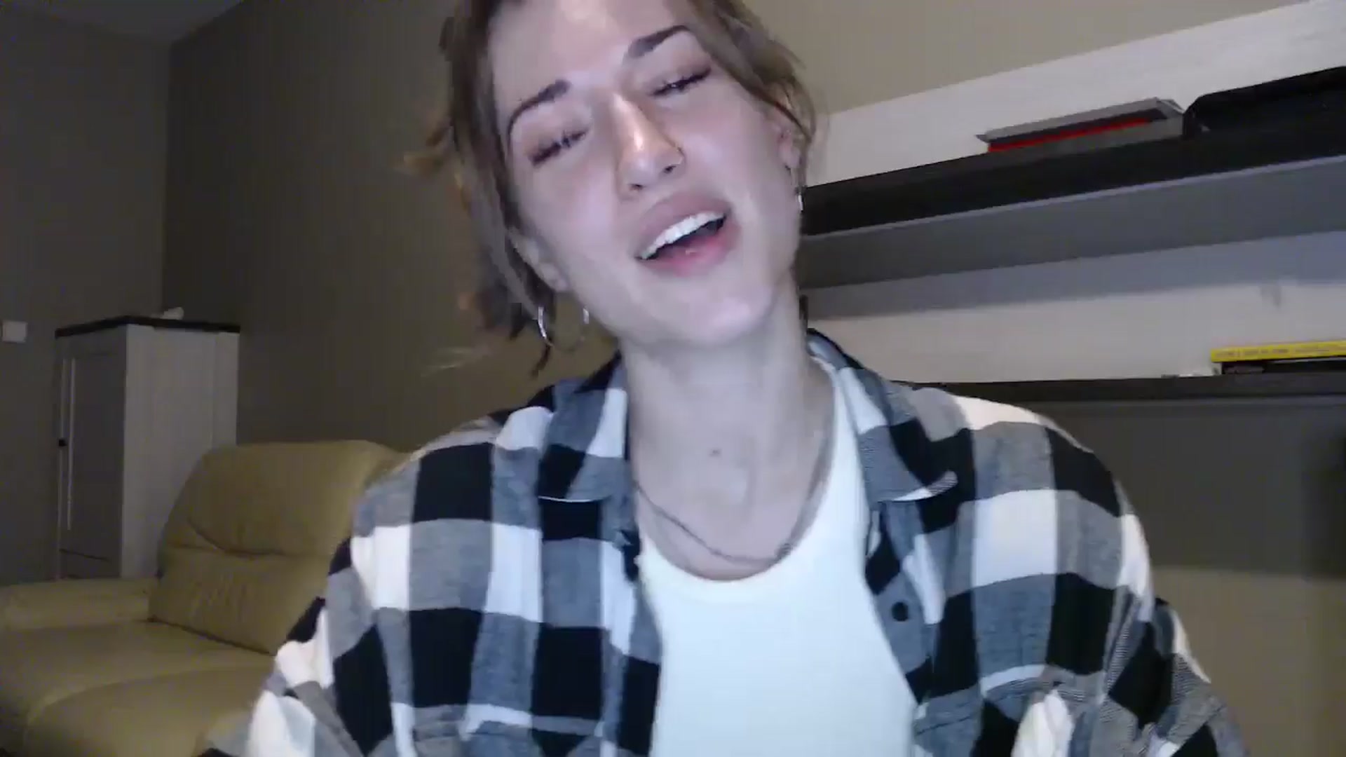 Gallery image thumbnail from GalaxyAnisia's myfreecams stream on, 08/31/2024, 20:13 image 9 of 20
