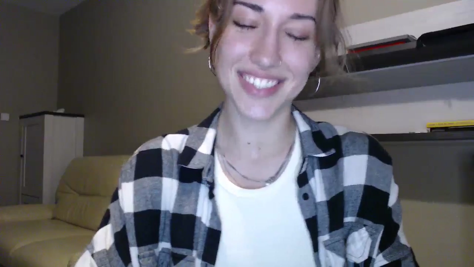 Gallery image thumbnail from GalaxyAnisia's myfreecams stream on, 08/31/2024, 20:13 image 13 of 20
