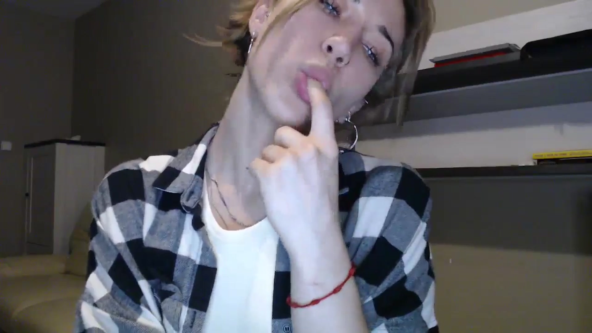 Gallery image thumbnail from GalaxyAnisia's myfreecams stream on, 08/31/2024, 20:13 image 11 of 20