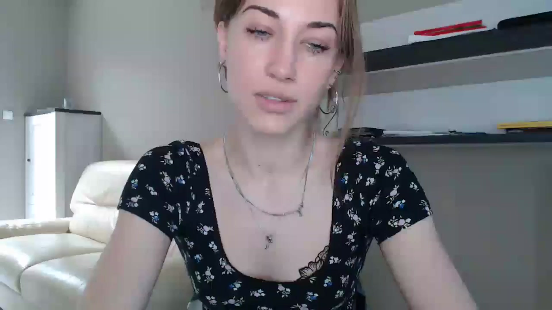 Gallery image thumbnail from GalaxyAnisia's myfreecams stream on, 09/04/2024, 13:31 image 16 of 20