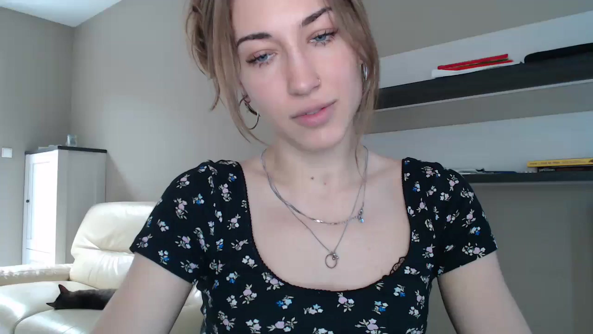 Gallery image thumbnail from GalaxyAnisia's myfreecams stream on, 09/04/2024, 13:31 image 5 of 20
