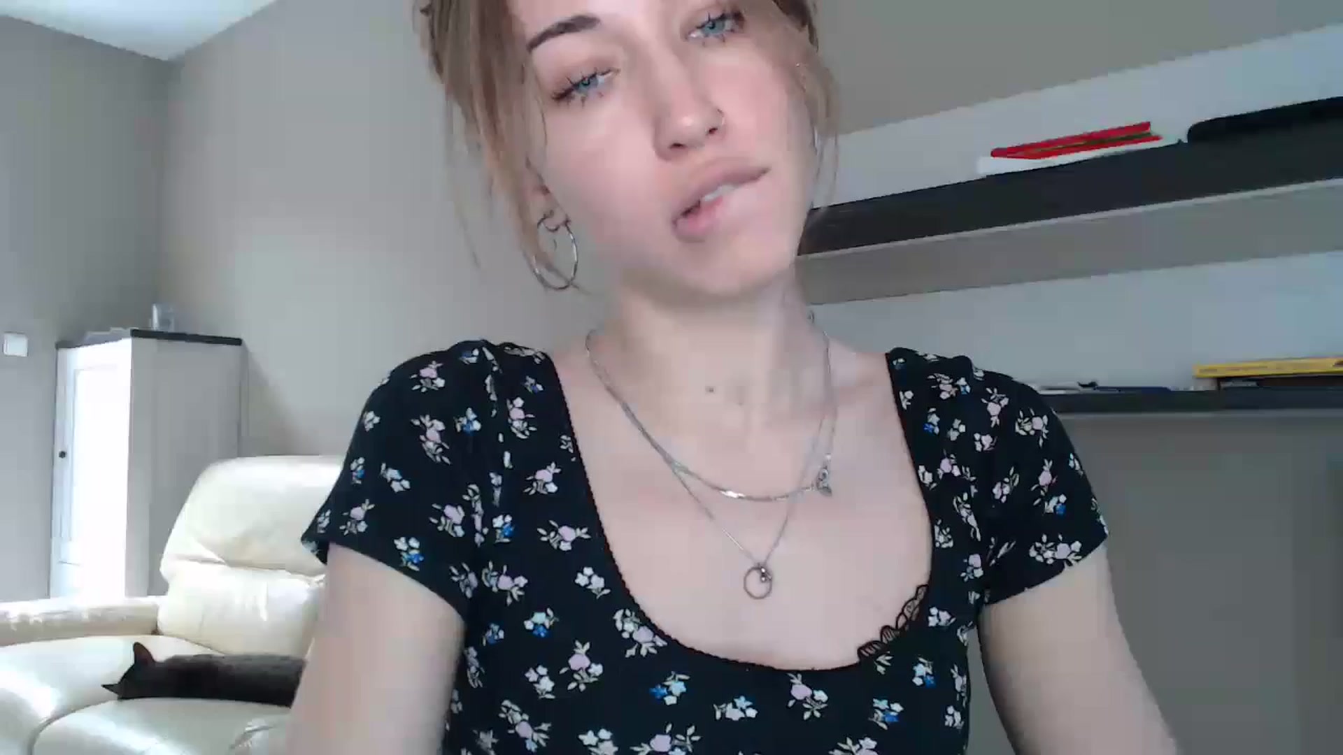 Gallery image thumbnail from GalaxyAnisia's myfreecams stream on, 09/04/2024, 13:31 image 9 of 20