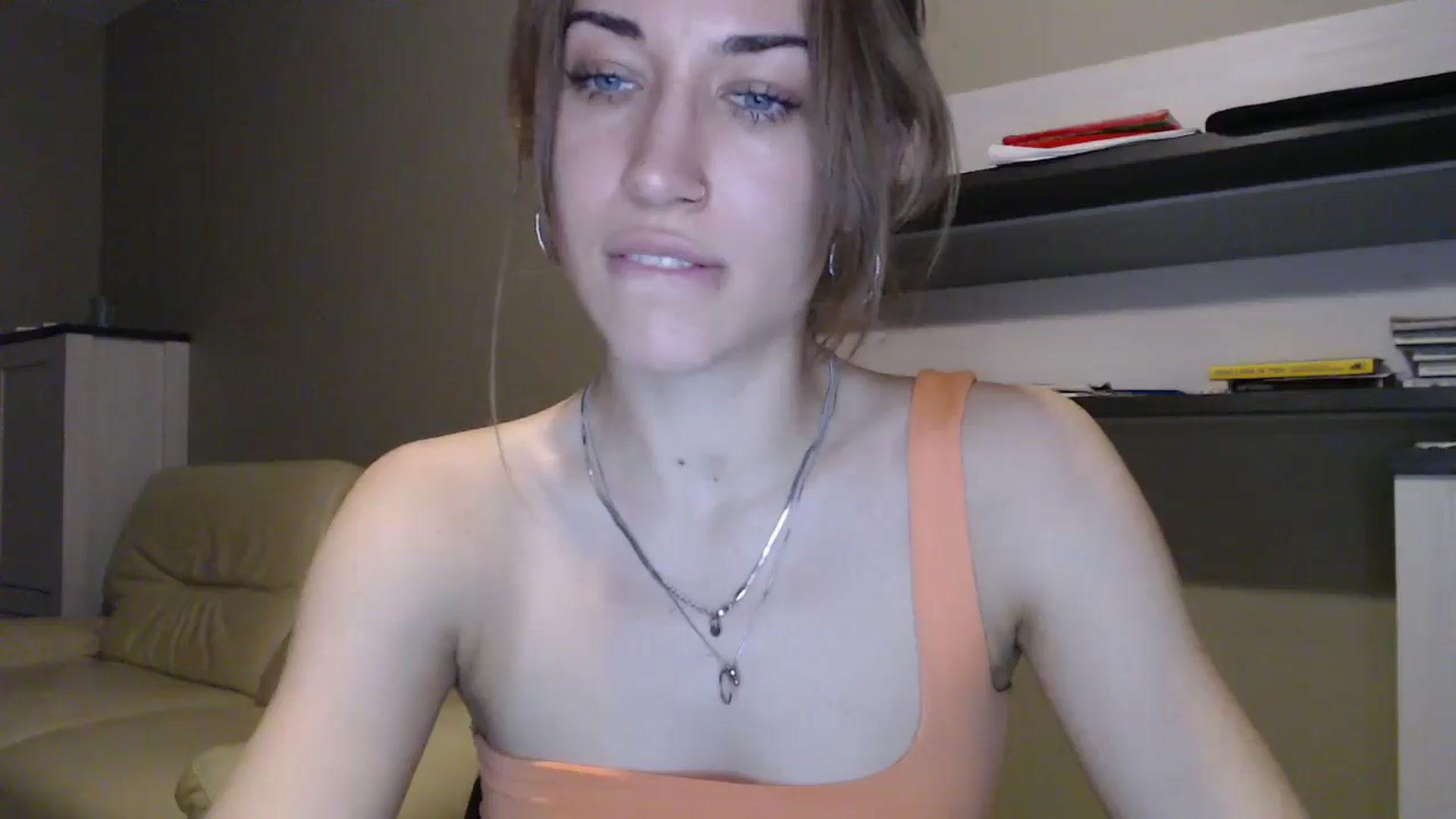 Gallery image thumbnail from GalaxyAnisia's myfreecams stream on, 09/04/2024, 19:45 image 2 of 20