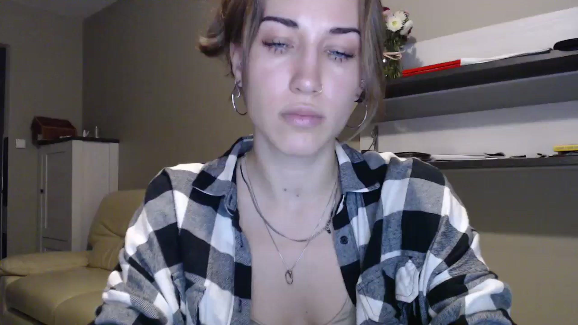 Gallery image thumbnail from GalaxyAnisia's myfreecams stream on, 09/05/2024, 18:25 image 1 of 20