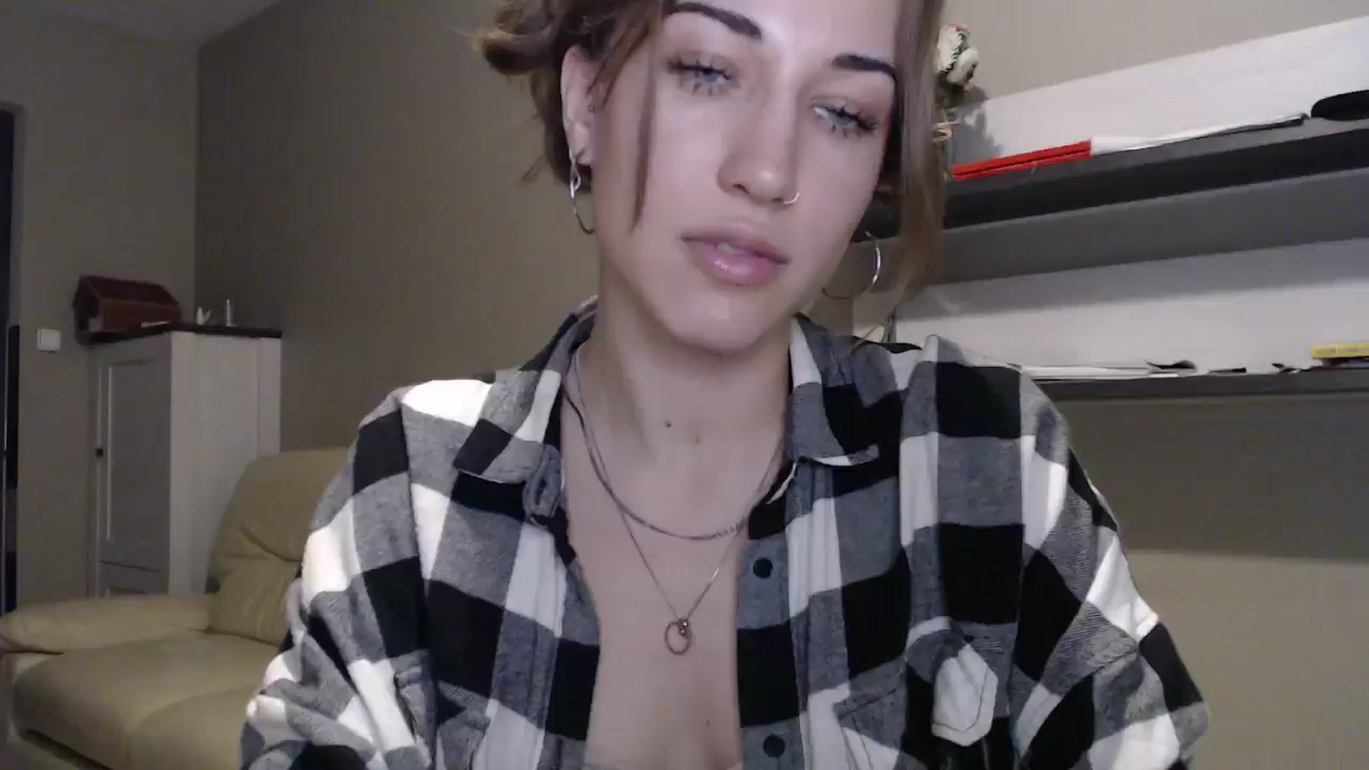 Gallery image thumbnail from GalaxyAnisia's myfreecams stream on, 09/05/2024, 18:25 image 4 of 20