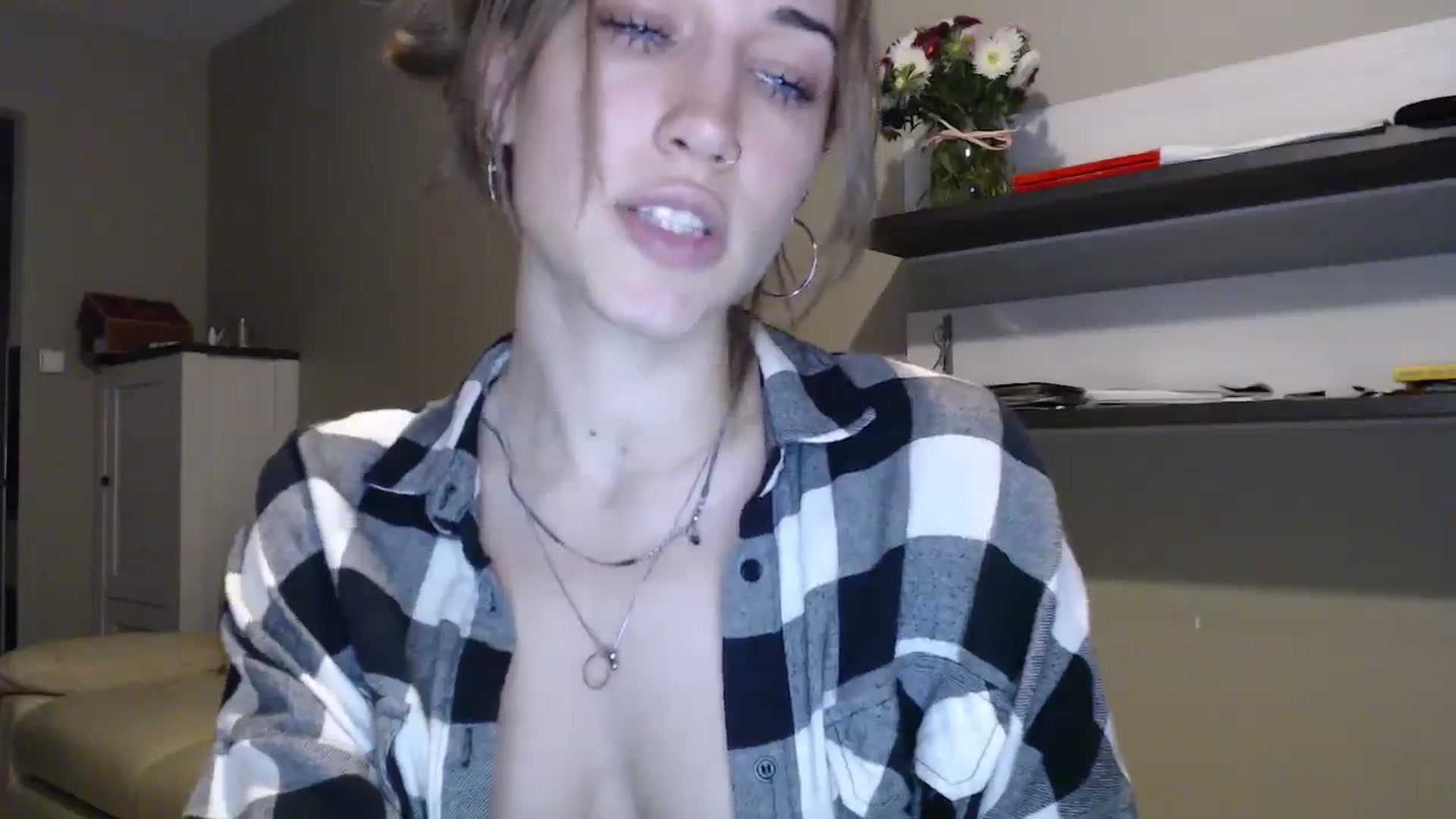 Gallery image thumbnail from GalaxyAnisia's myfreecams stream on, 09/05/2024, 18:25 image 15 of 20