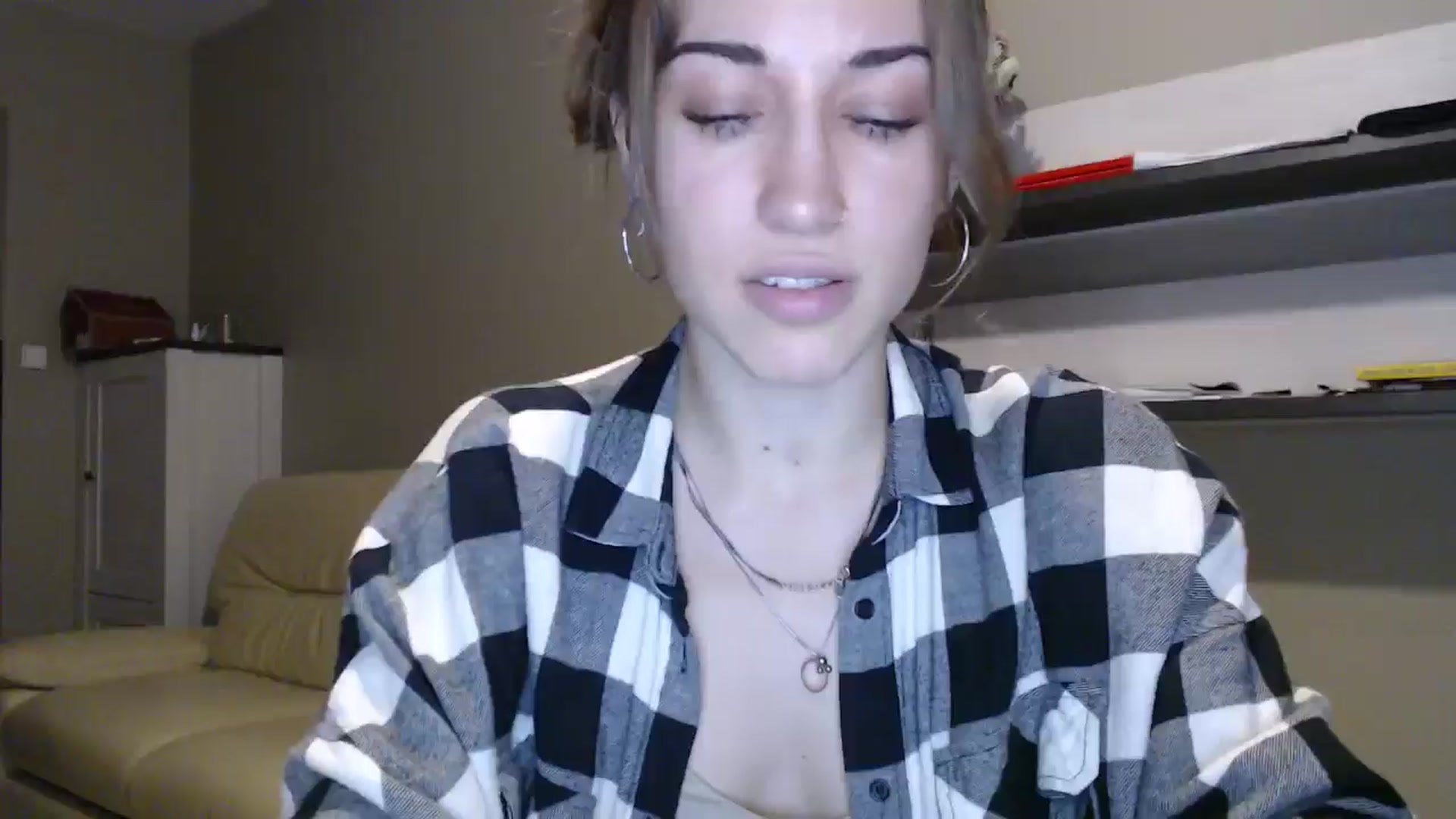 Gallery image thumbnail from GalaxyAnisia's myfreecams stream on, 09/05/2024, 19:01 image 1 of 20