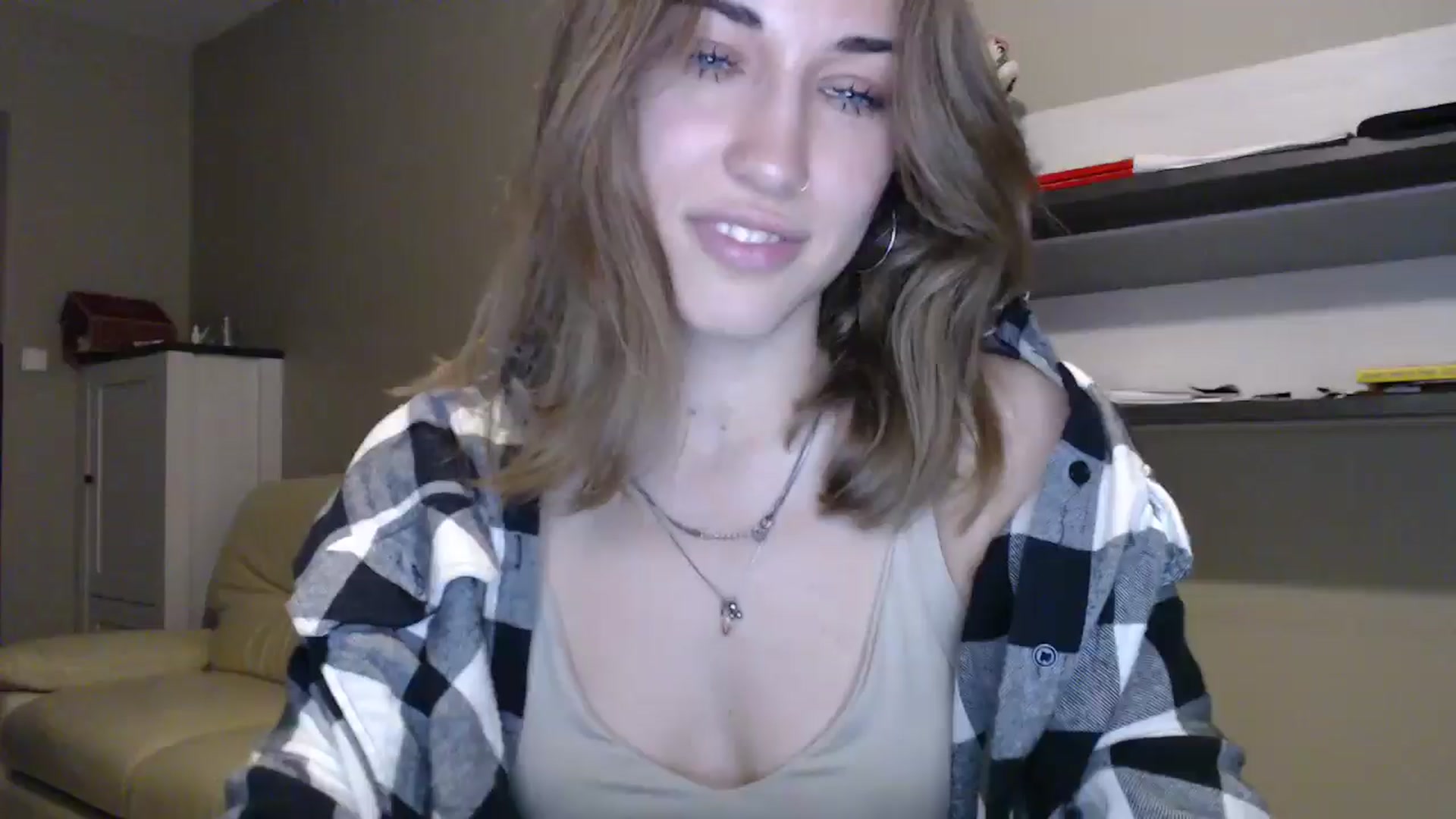 Gallery image thumbnail from GalaxyAnisia's myfreecams stream on, 09/05/2024, 19:01 image 13 of 20