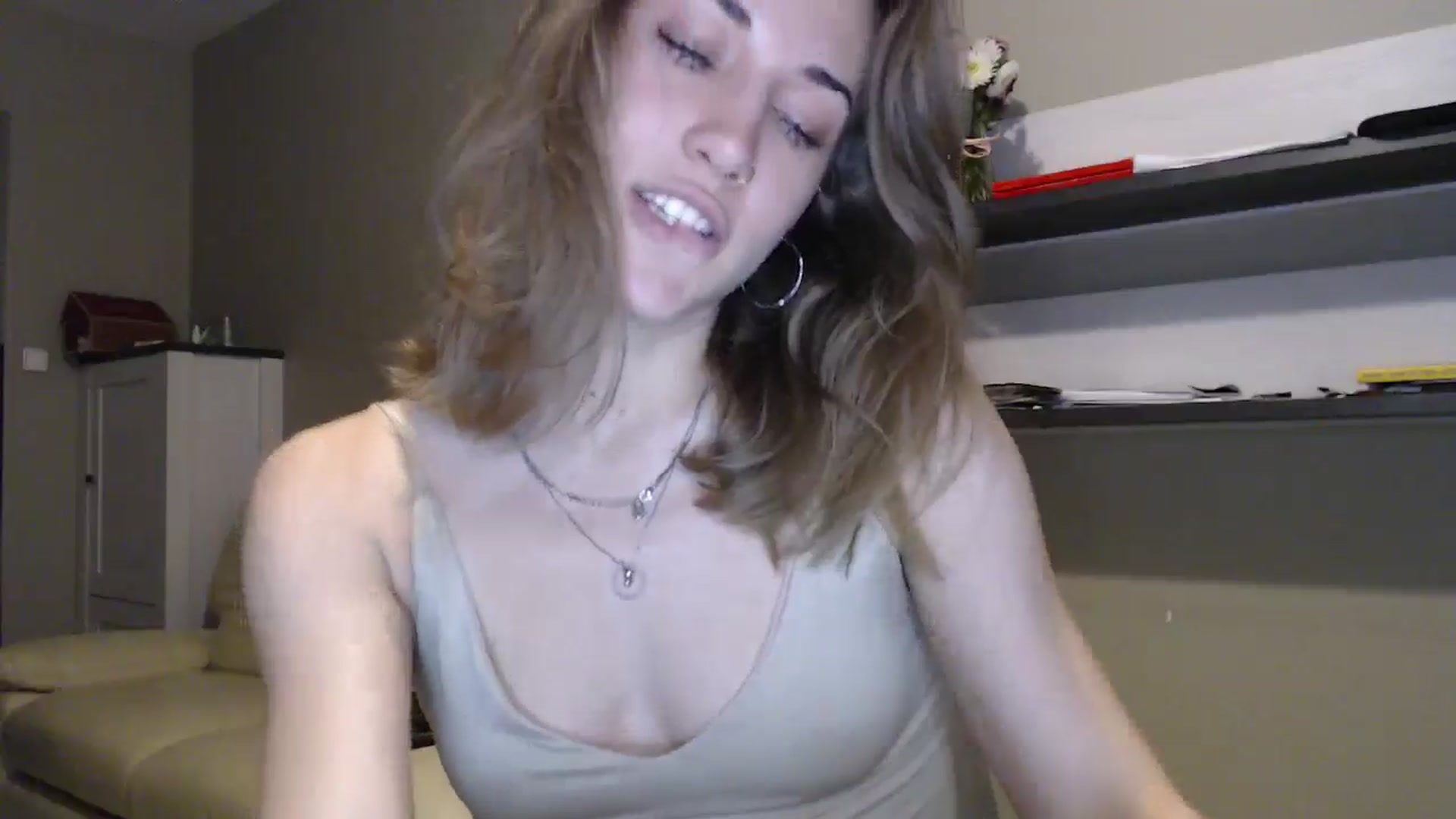 Gallery image thumbnail from GalaxyAnisia's myfreecams stream on, 09/05/2024, 19:50 image 6 of 20