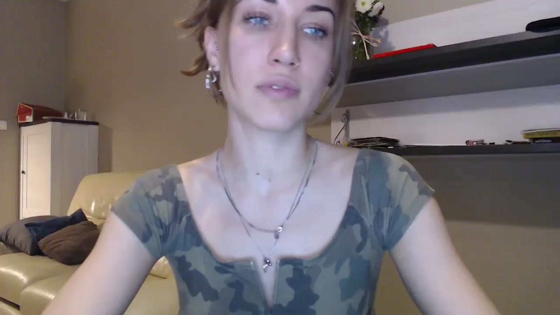 Gallery image thumbnail from GalaxyAnisia's myfreecams stream on, 09/06/2024, 20:29 image 1 of 20