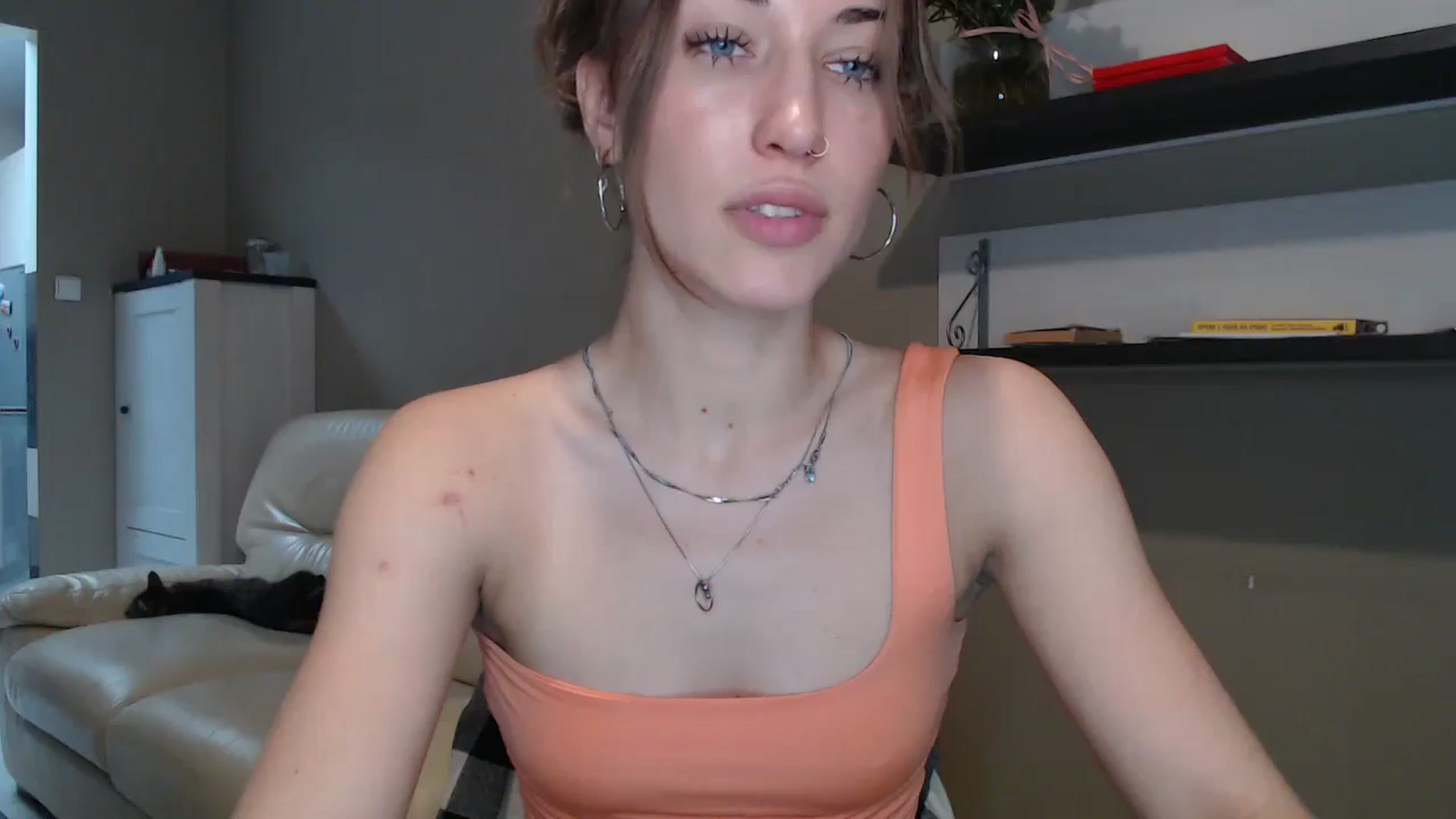 Gallery image thumbnail from GalaxyAnisia's myfreecams stream on, 09/09/2024, 13:23 image 8 of 20