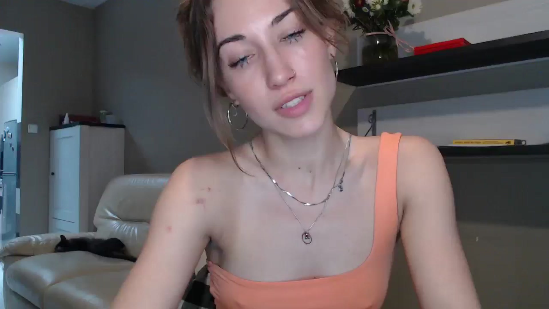 Gallery image thumbnail from GalaxyAnisia's myfreecams stream on, 09/09/2024, 13:23 image 19 of 20
