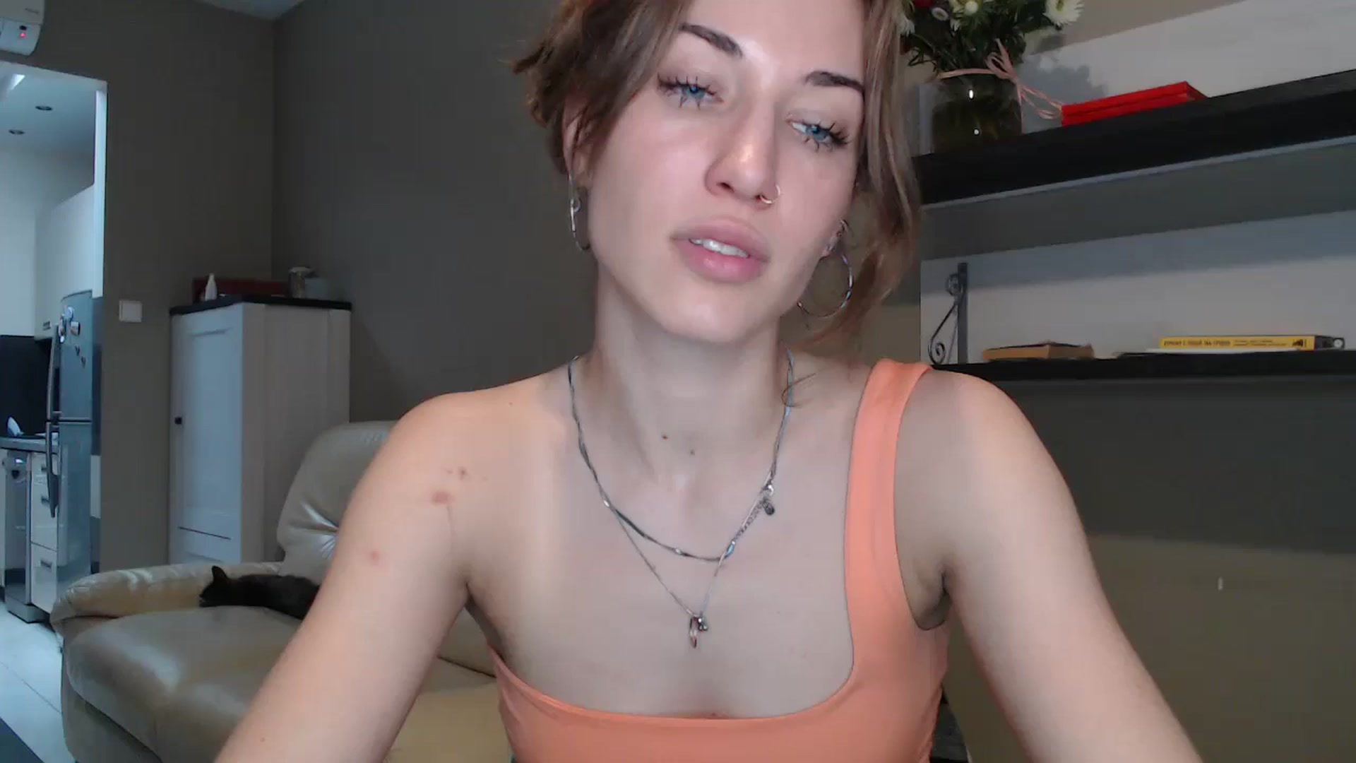 Gallery image thumbnail from GalaxyAnisia's myfreecams stream on, 09/09/2024, 14:36 image 1 of 20