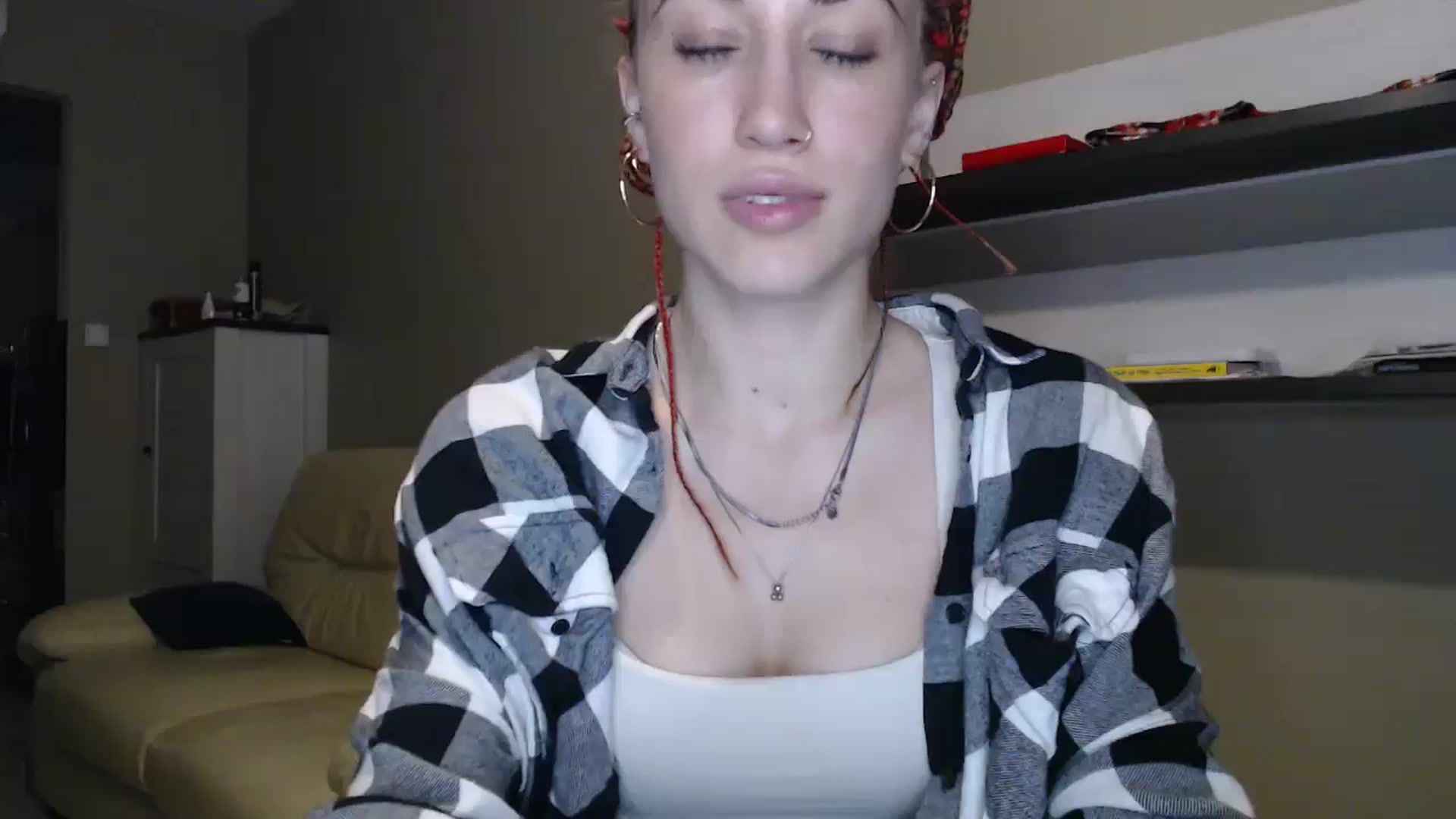 Gallery image thumbnail from GalaxyAnisia's myfreecams stream on, 09/30/2024, 17:35 image 3 of 20