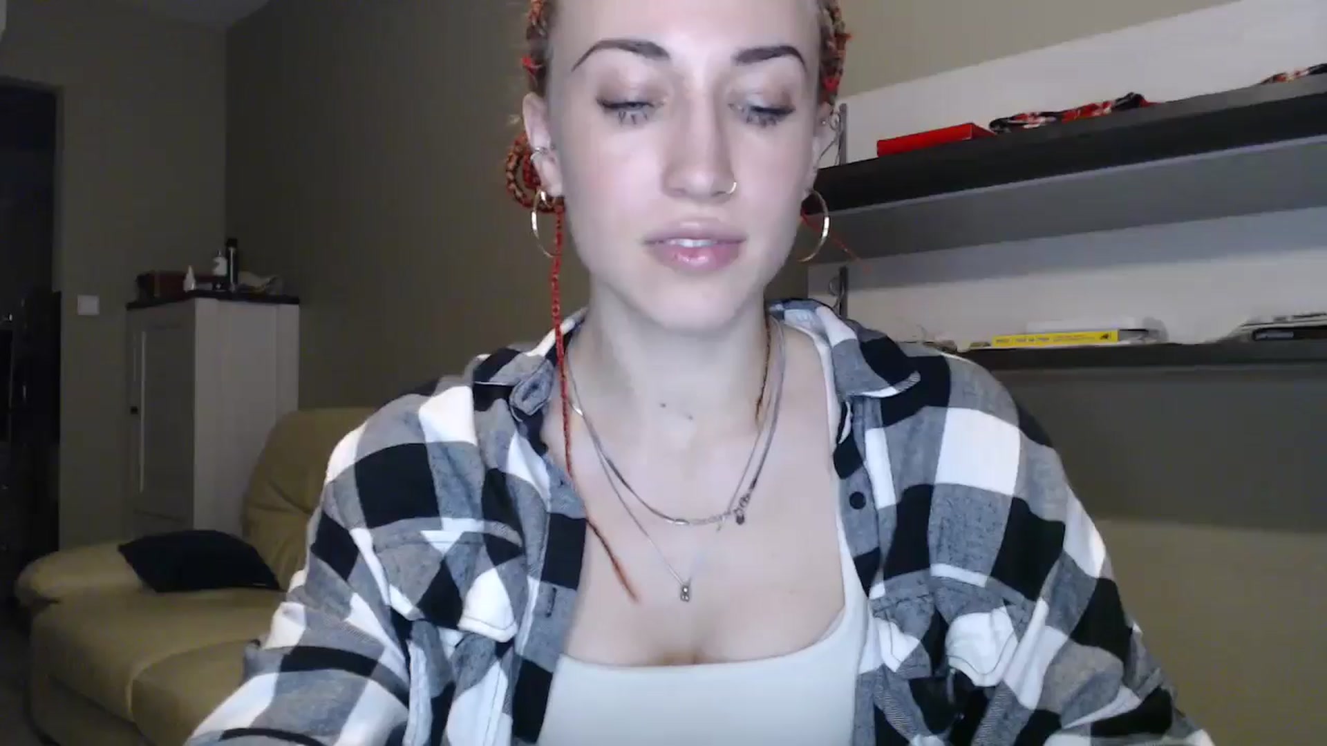 Gallery image thumbnail from GalaxyAnisia's myfreecams stream on, 09/30/2024, 17:35 image 7 of 20