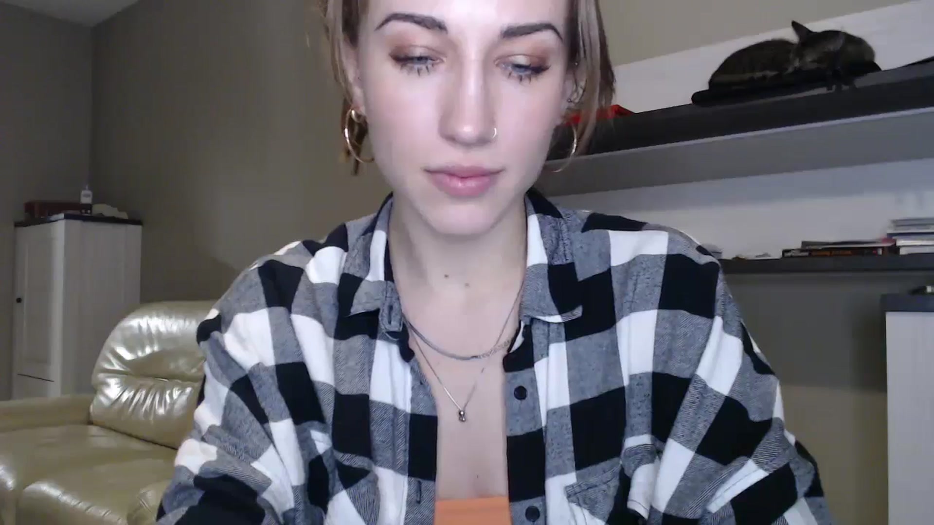 Gallery image thumbnail from GalaxyAnisia's myfreecams stream on, 10/04/2024, 18:09 image 20 of 20