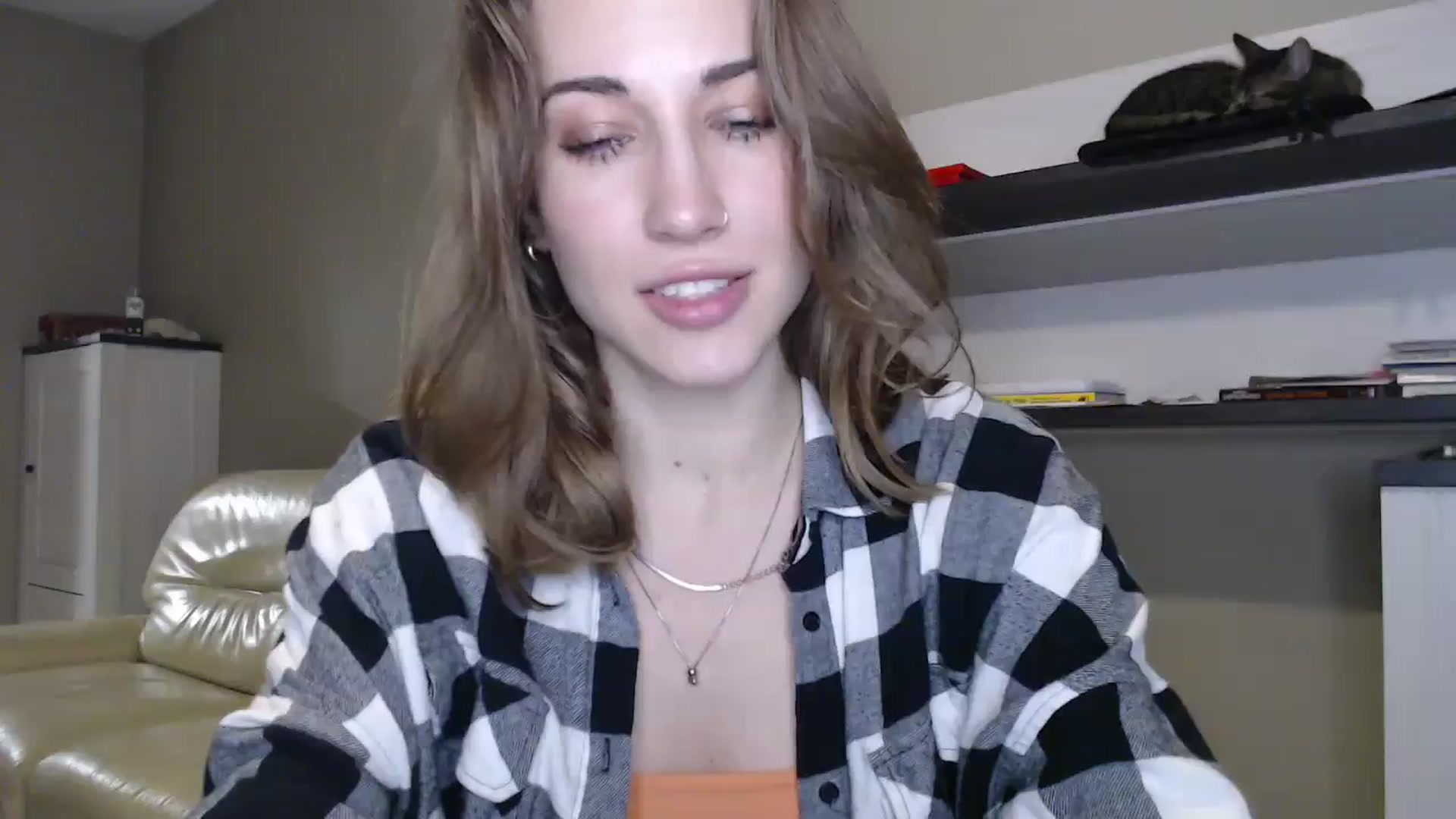 Gallery image thumbnail from GalaxyAnisia's myfreecams stream on, 10/04/2024, 18:09 image 15 of 20
